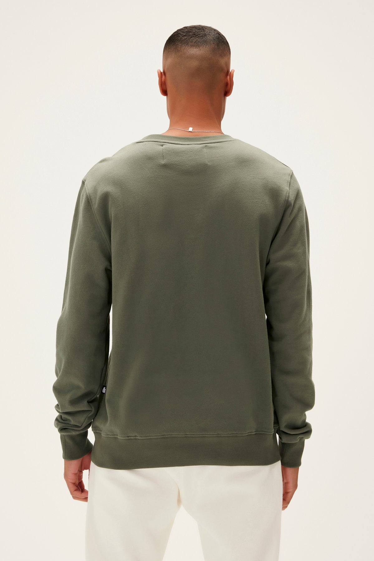 HERE CREWNECK THYME