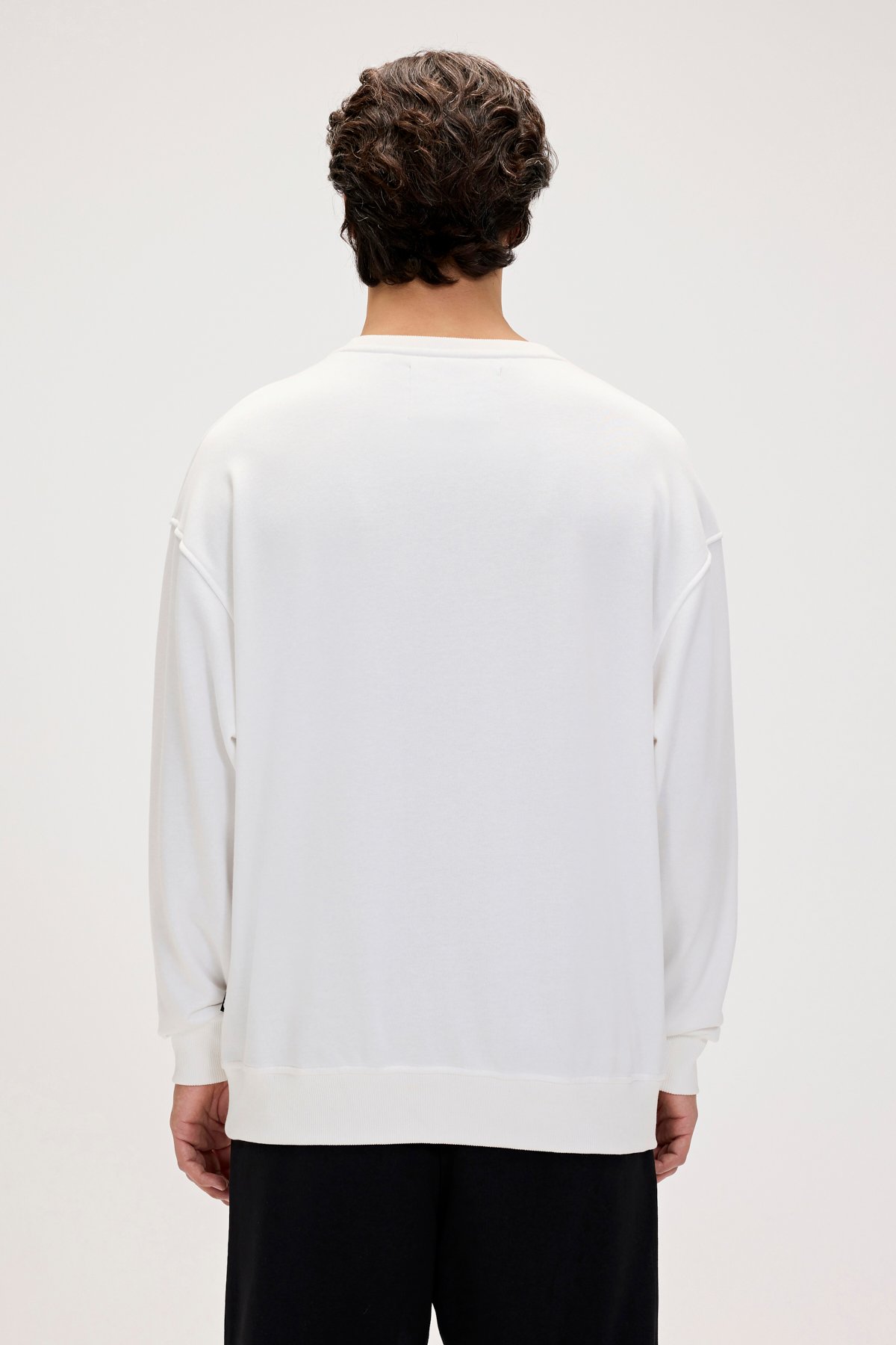 JAVED CREWNECK POCKET CREWNECK OFF-WHITE  ERKEK SWEATSHIRT JAVED CREWNECKJAVED CREWNECK