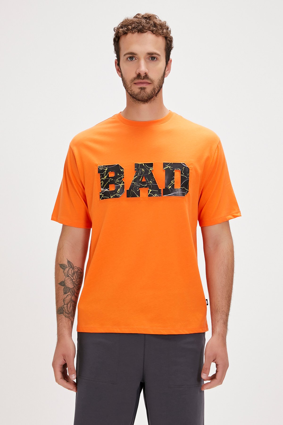 Levin Orange Oversize Men's T-Shirt