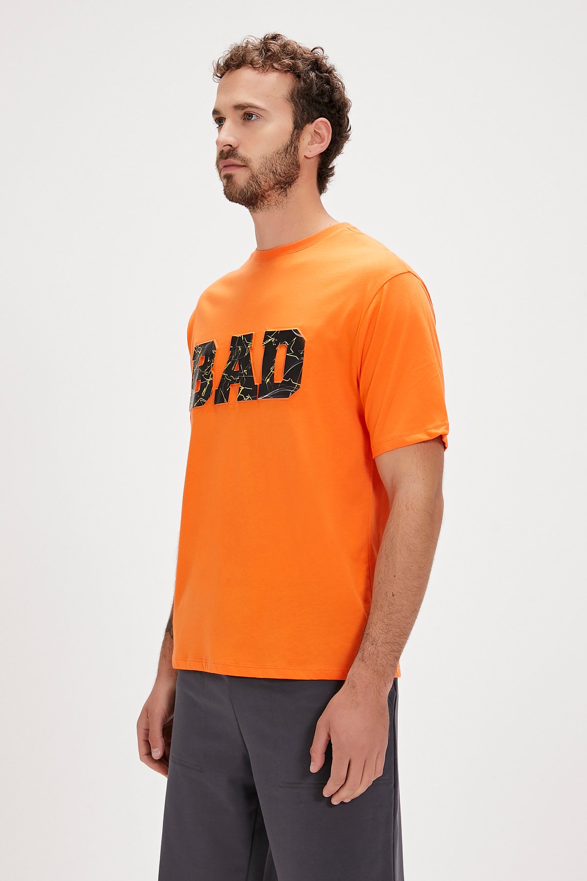 Levin Orange Oversize Men's T-Shirt