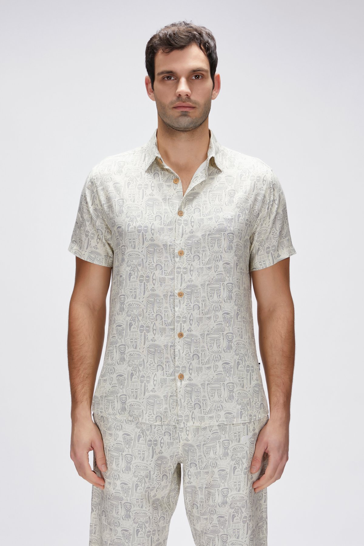Merle Beyaz Kısa Kollu Baskılı Erkek Gömlek