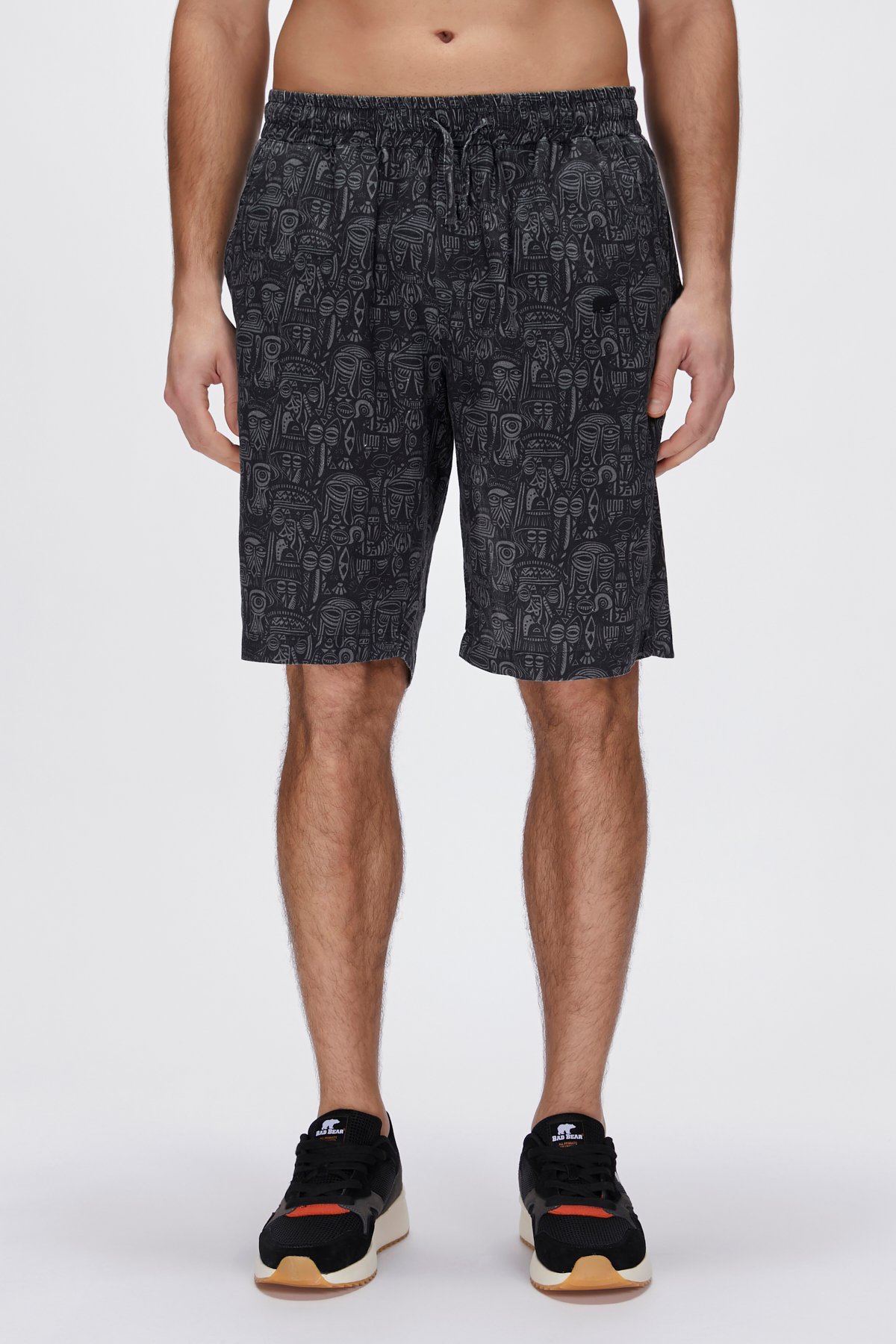 Merle Siyah Baskılı Erkek Şort