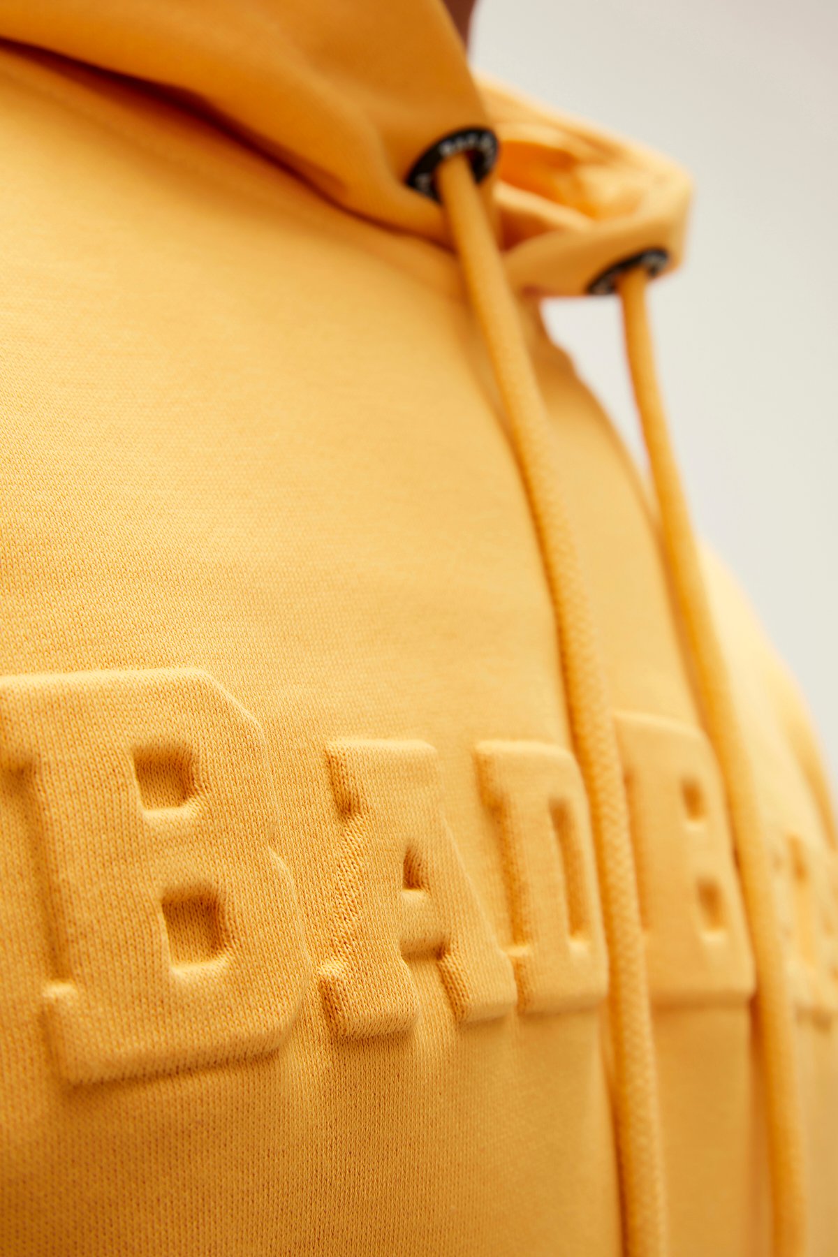 PUCKER BEAR HOODIE MUSTARD