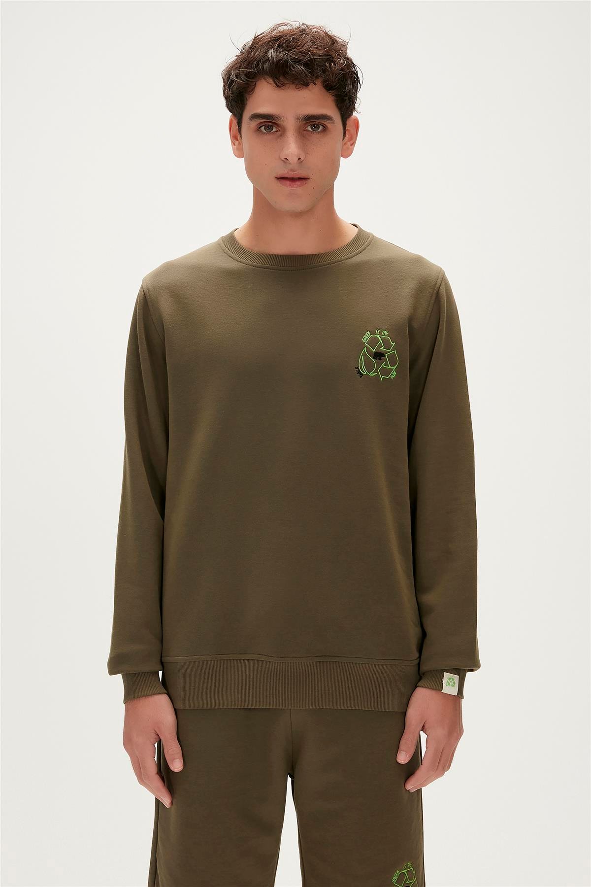 RE-BLACK CREWNECK HAKİ