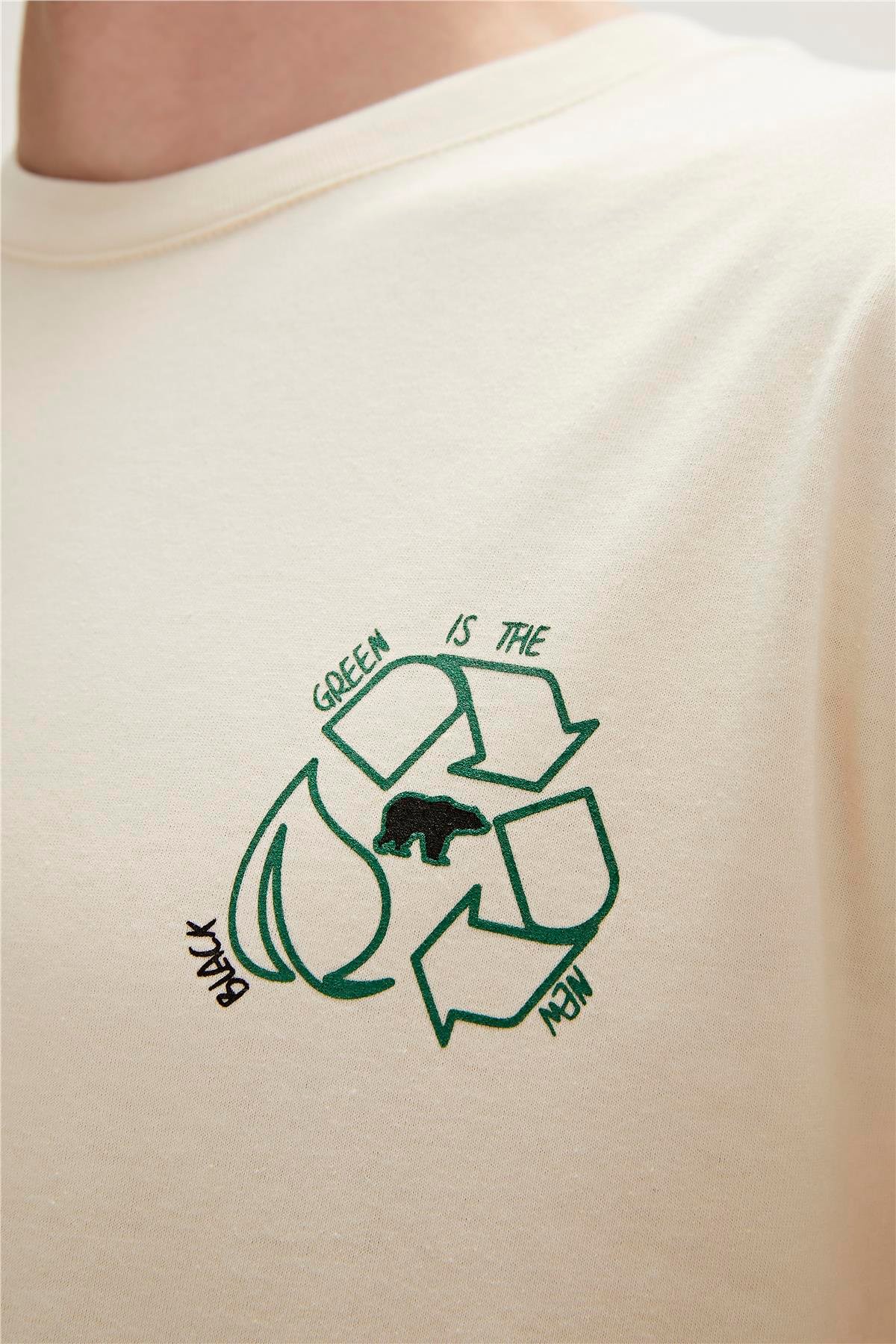 Re-World Recycle Marshmallow Beyaz T-Shirt Baskılı Erkek Tişört