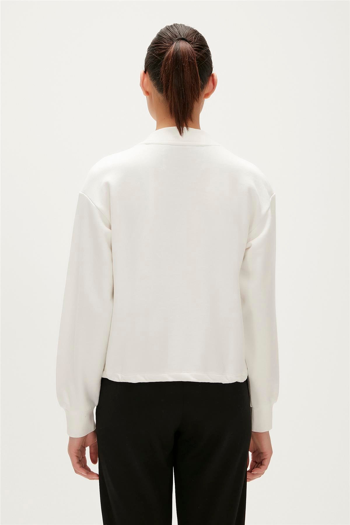SARA CREWNECK BEYAZ