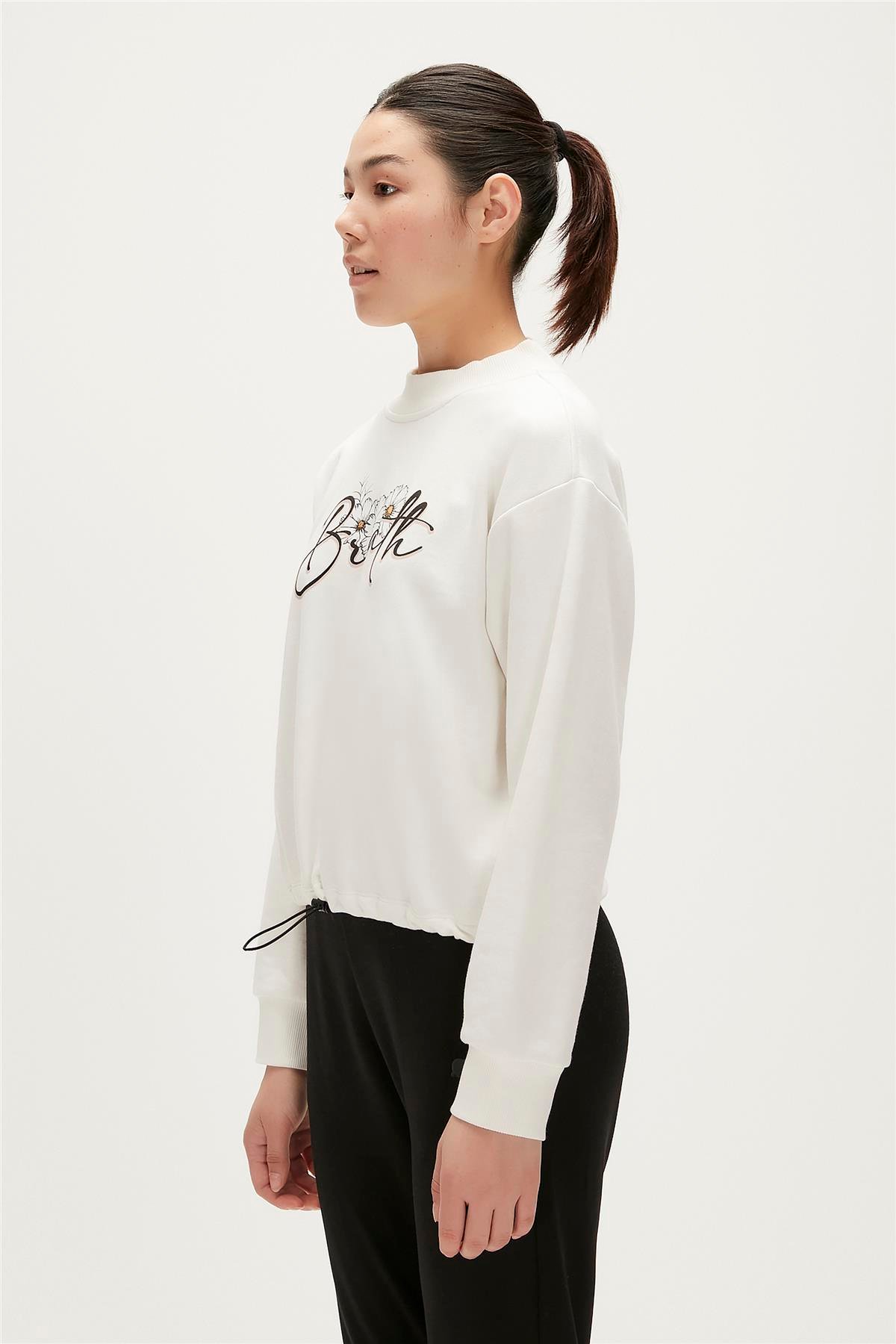 SARA CREWNECK BEYAZ