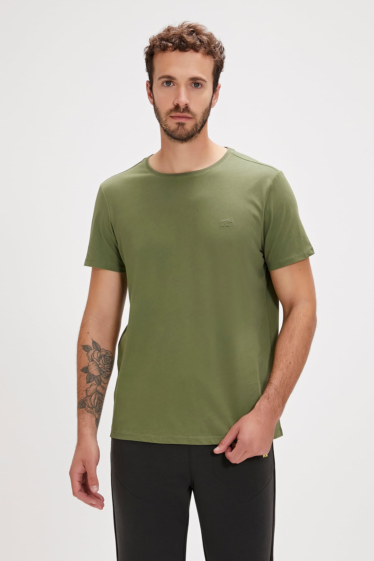 Solid Soluk Yeşil Basic Erkek Tişört