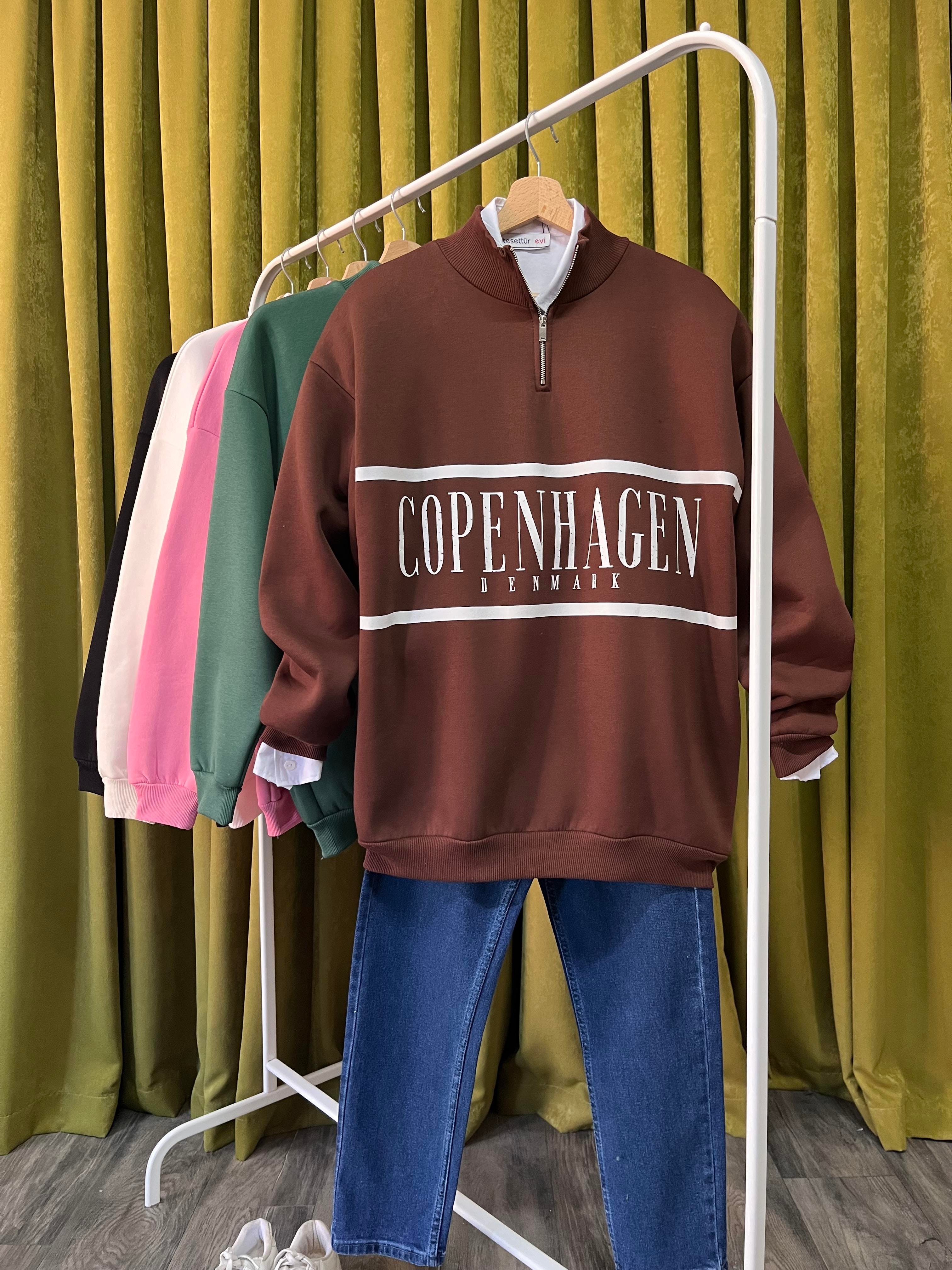 as copenhagen baskılı sweat kahve