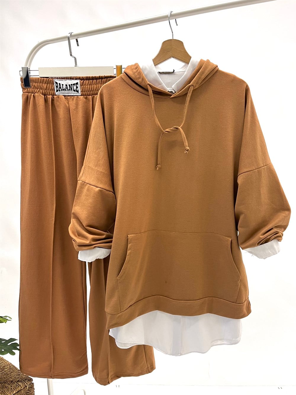 as kısa kanguru sweat camel