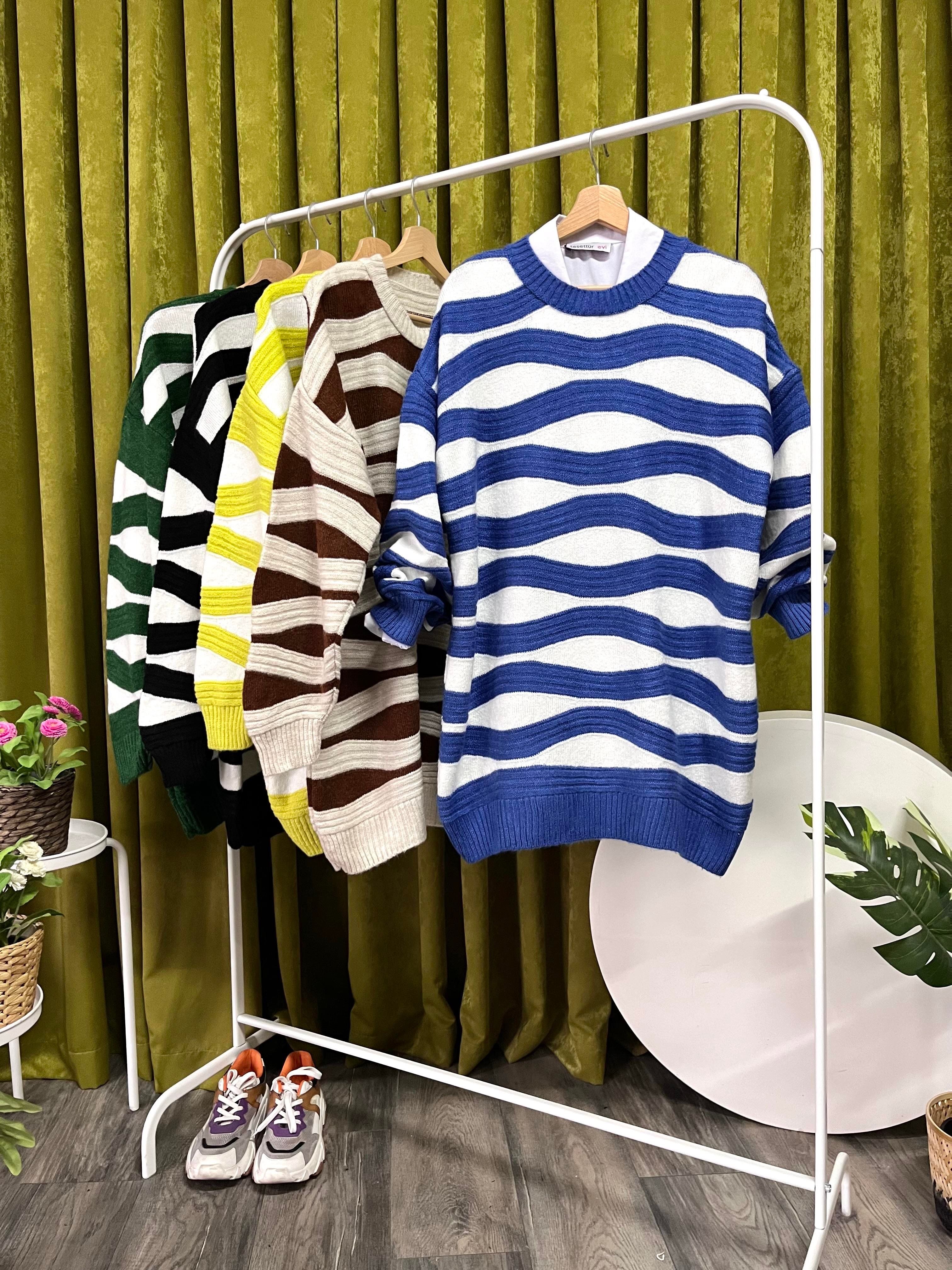 tş dalgalı kazak mavi