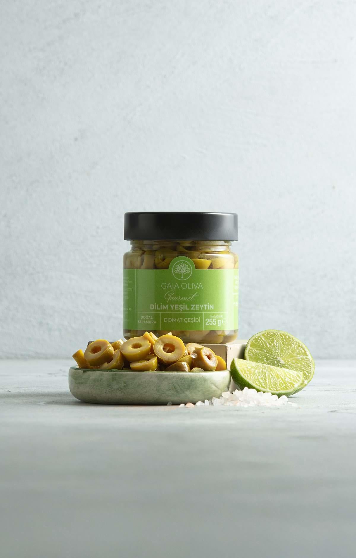 Dilim Yeşil Zeytin, Domat Çeşidi, Doğal Salamura, Net: 255 gr