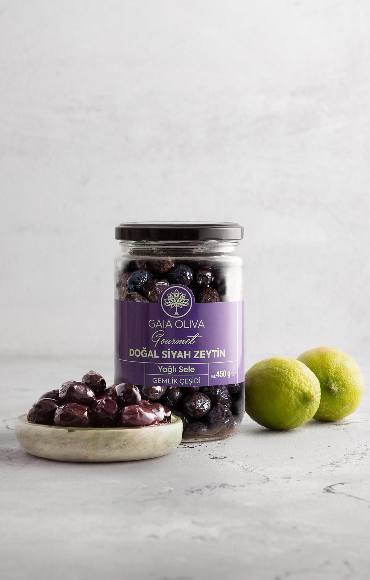 Doğal Siyah Zeytin, Yağlı Sele Gemlik Çeşidi, Net: 450 gr