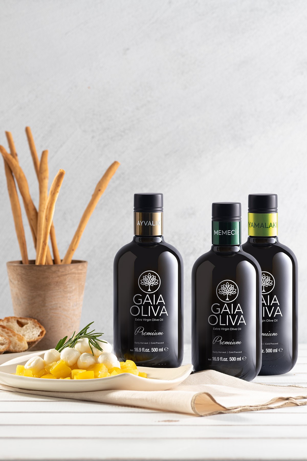 3lü Premium Ayvalık, Premium Memecik ve Premium Yamalak Sarısı 500 ml Erken Hasat Natürel Sızma Zeytinyağı