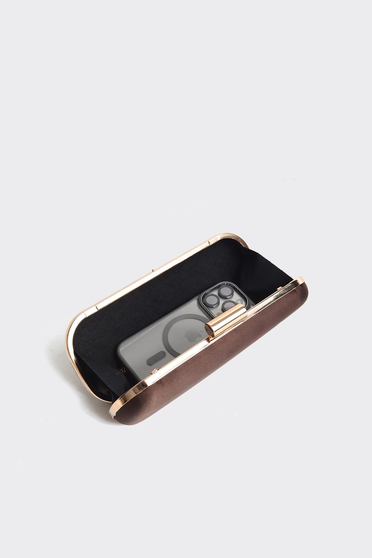 Acı Kahve Saten Gold Kapaklı Clutch Abiye Çanta