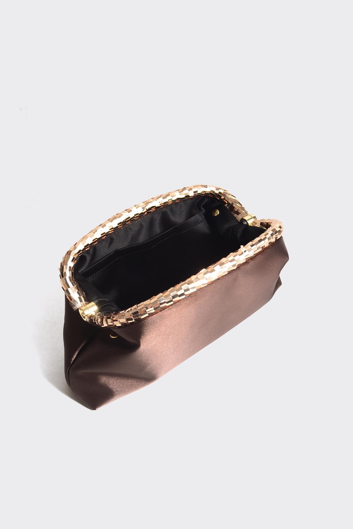 Acı Kahve Saten Gold Payet Detaylı Clutch Abiye Çanta