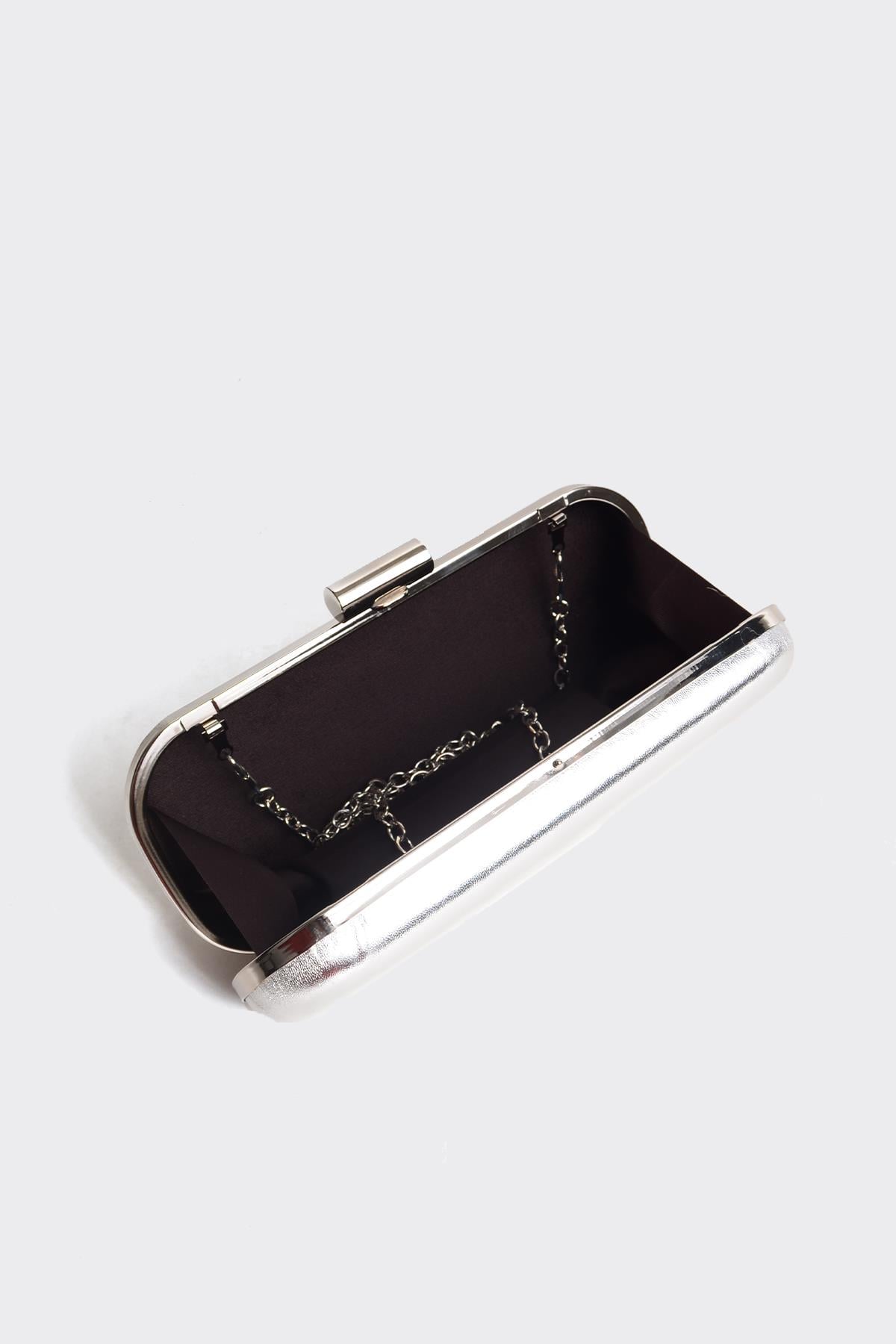 Gümüş Metalik Gümüş Kapaklı Clutch Abiye Çanta
