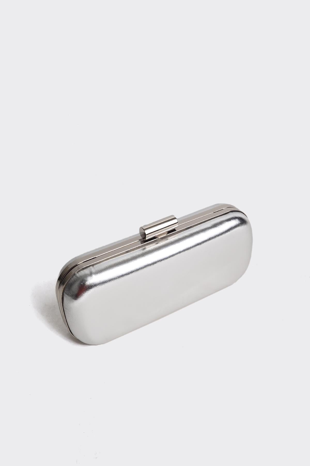 Gümüş Metalik Gümüş Kapaklı Clutch Abiye Çanta