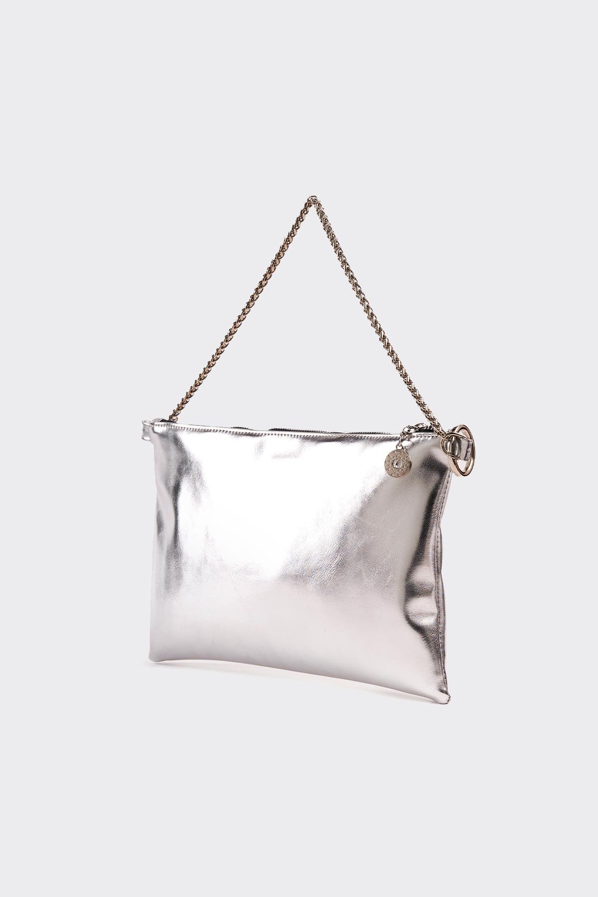 Gümüş Metalik İki Şekilli Clutch Abiye Çanta