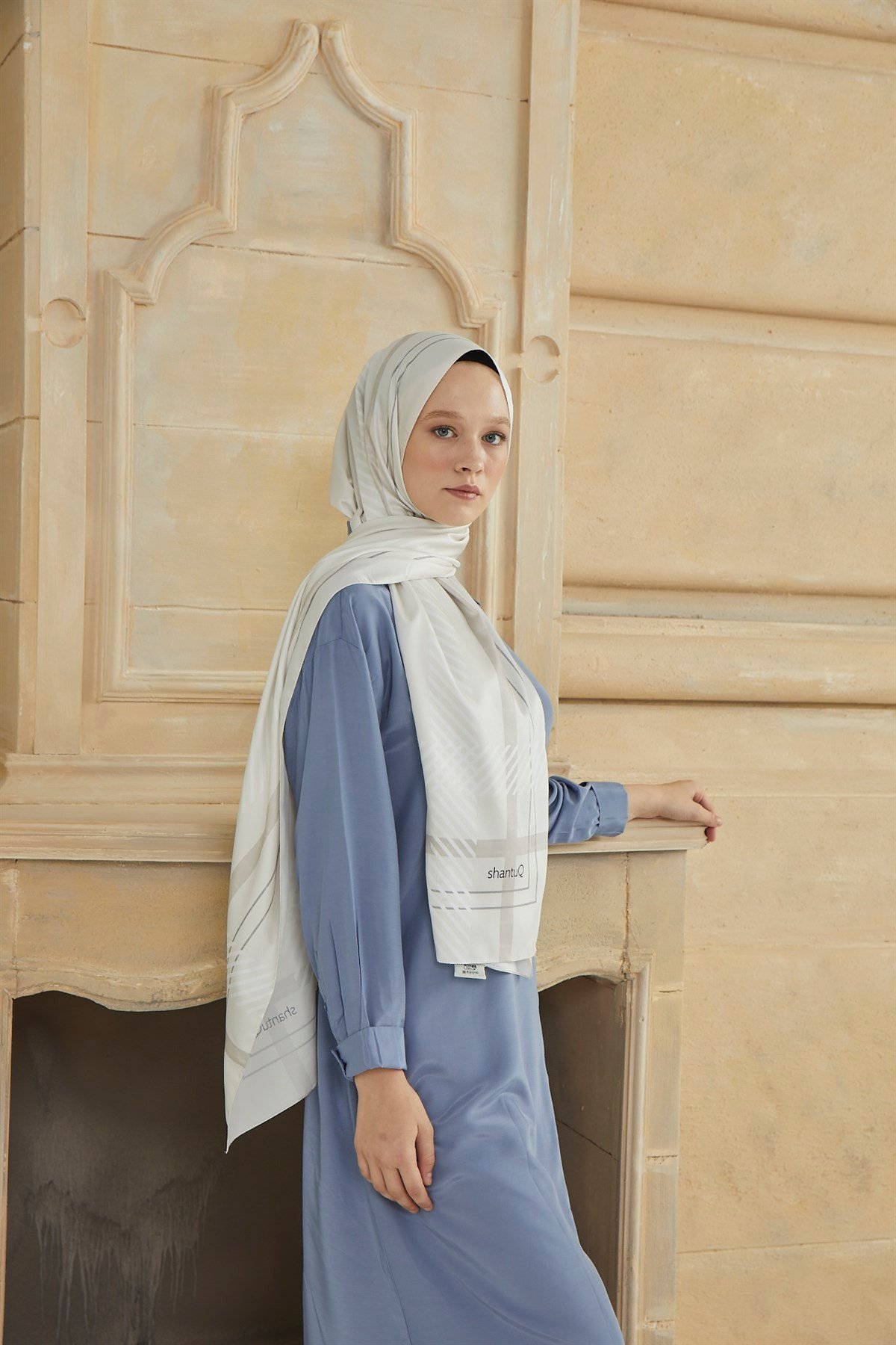SHANTUQ TWILL ŞAL CLASSY DESEN-KREM