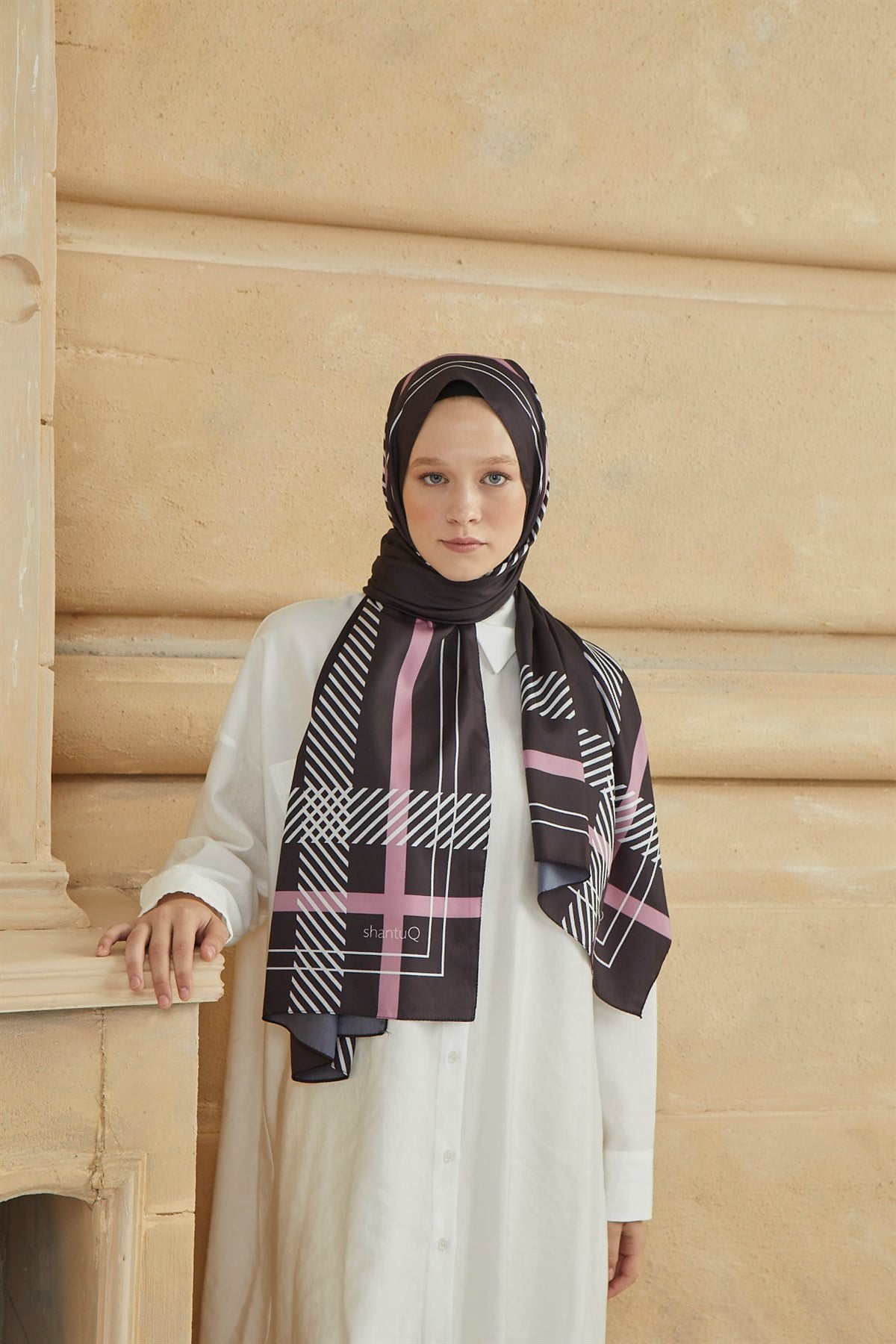 SHANTUQ TWILL ŞAL CLASSY DESEN-SİYAH-GÜL KURUSU