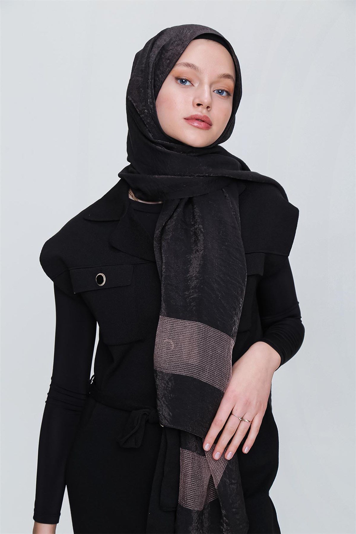 YENİ İNCİ SERİSİ-SİYAH-PUDRA