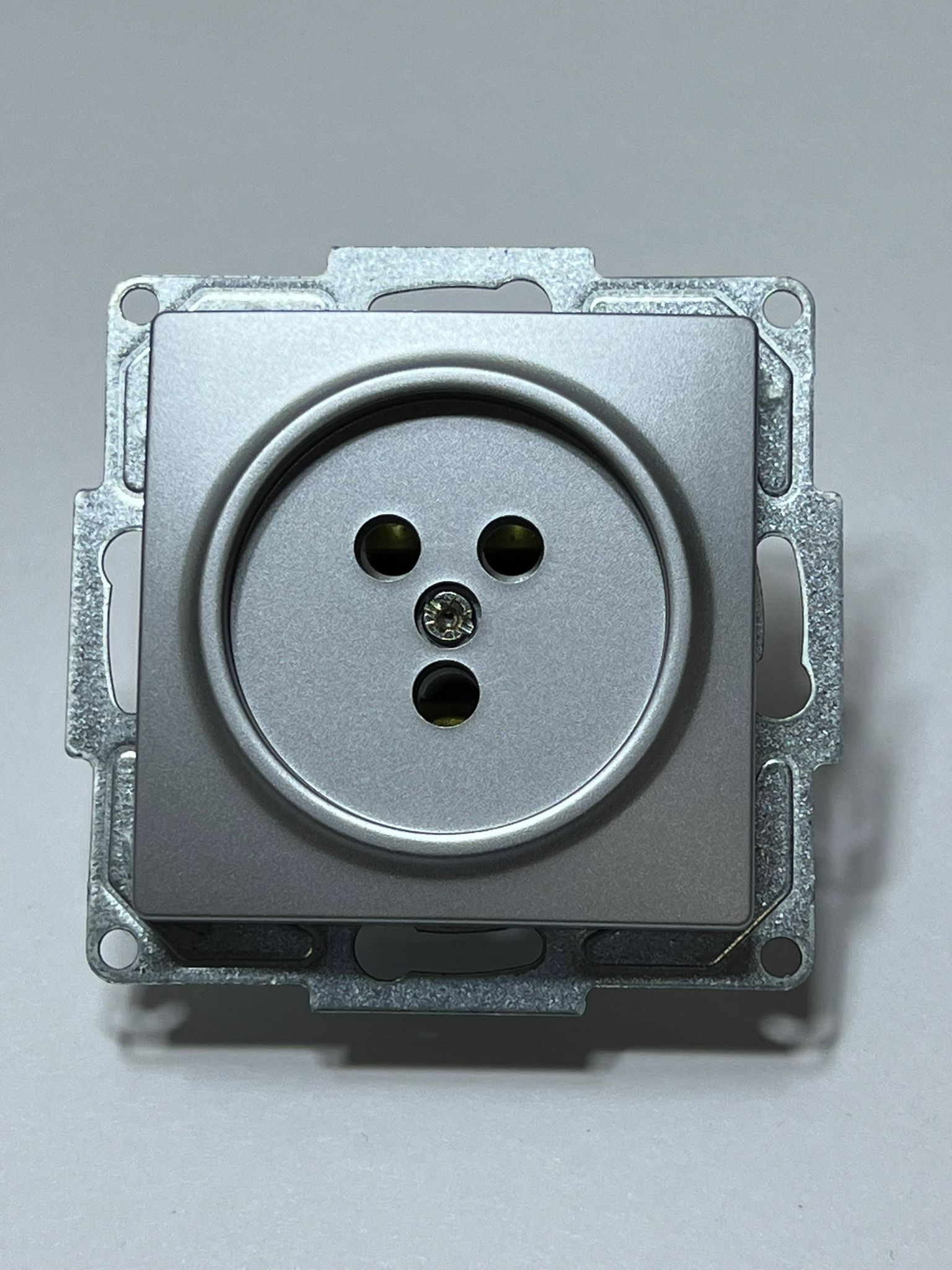 Günsan Visage Ambiance Gümüş Telefon Prizi Cat3 Günsan Visage Ambiance Gümüş Telefon Prizi Cat3 Anahtar PrizlerGÜNSAN01281500157119-8775