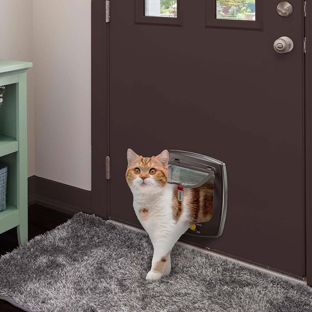 Ferplast Swing 9 4 Yönlü Kedi Köpek Kapısı 26,1 x 31,2 Cm