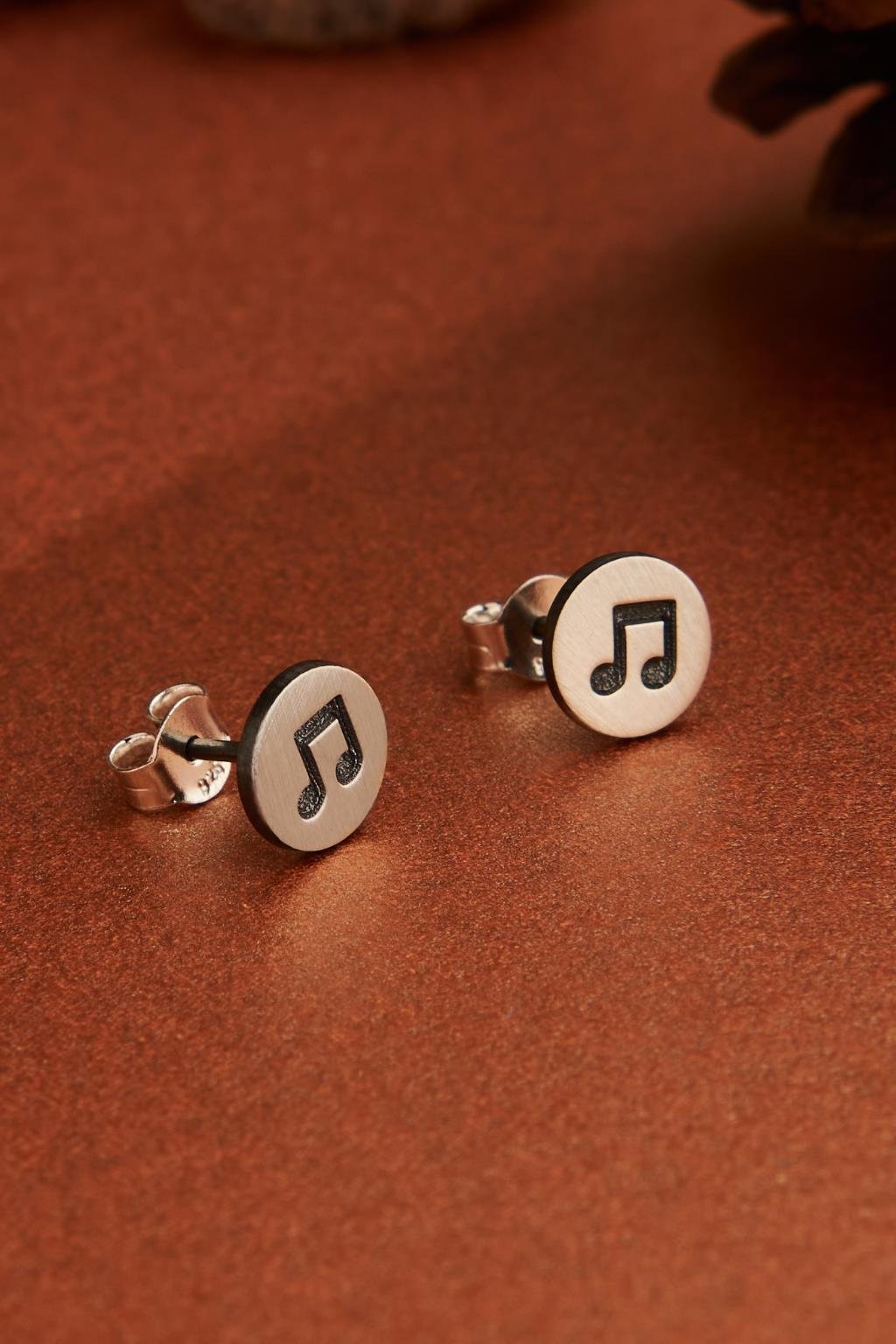 Mini Nota Gümüş Küpe