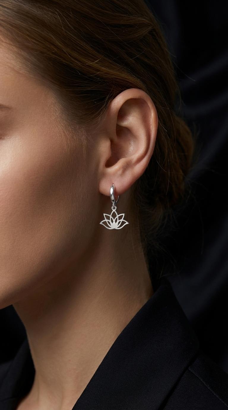 Sallantılı Lotus Gümüş Küpe
