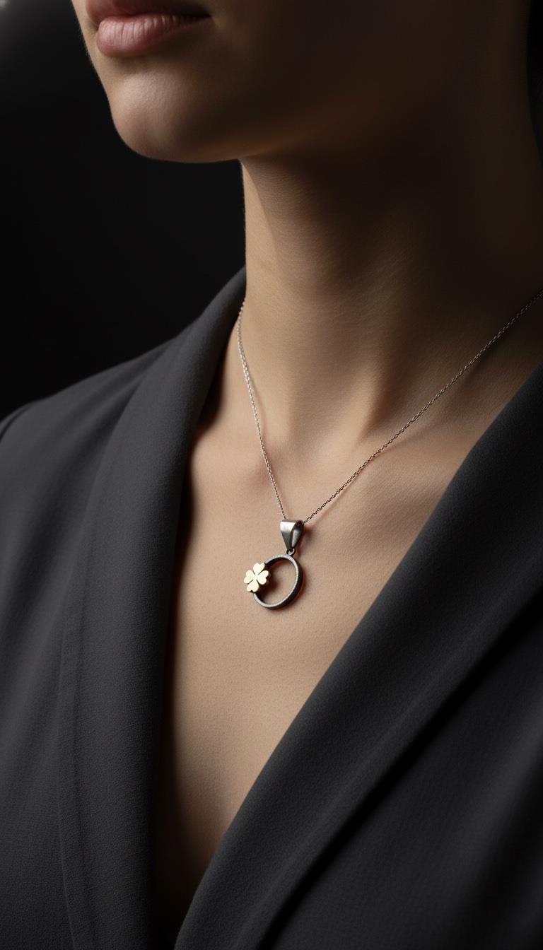 Yonca Gümüş Kolye Ucu