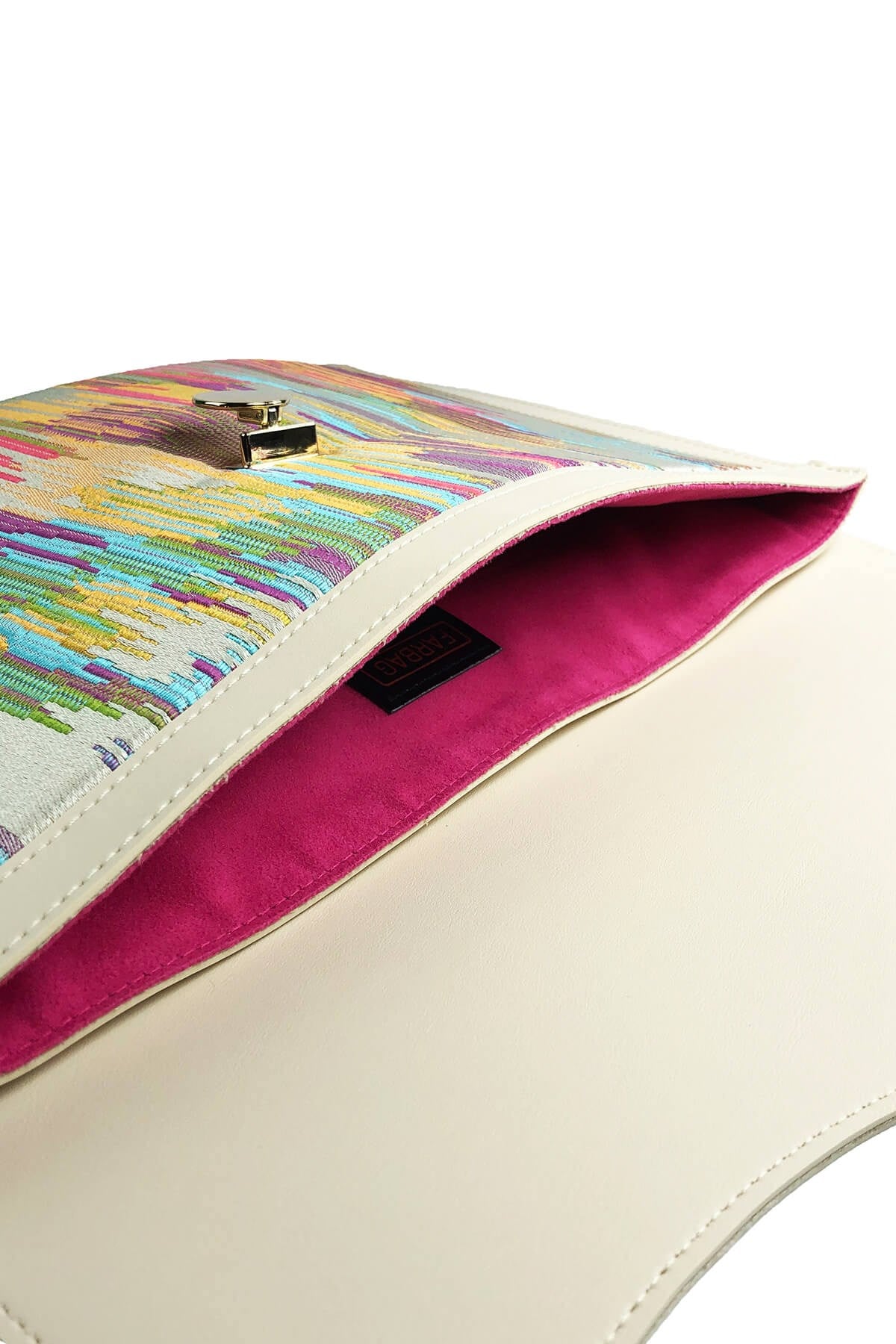 MACBOOK ÇANTASI KREM