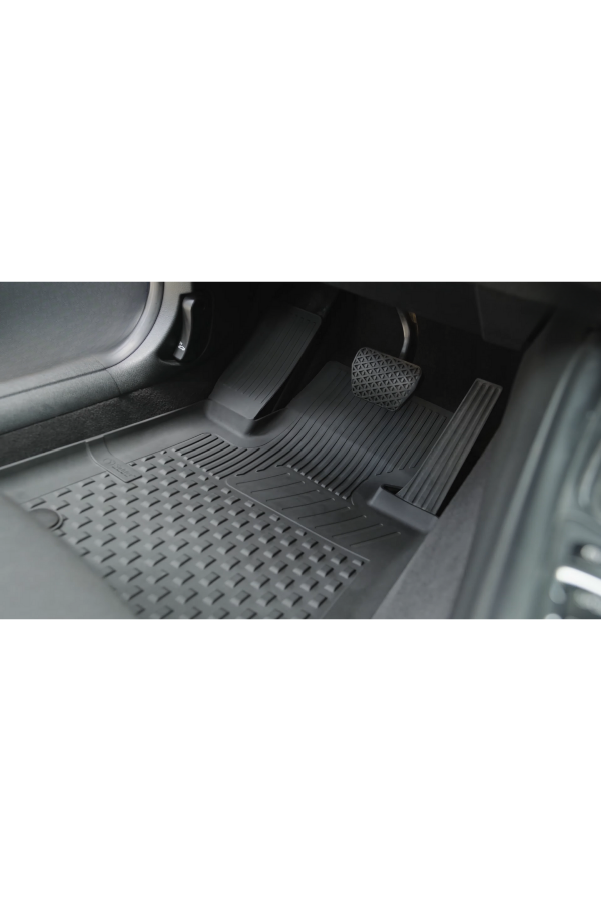 BMW E90 3 Serisi 2005-2011 4.5D Havuzlu Oto Paspas