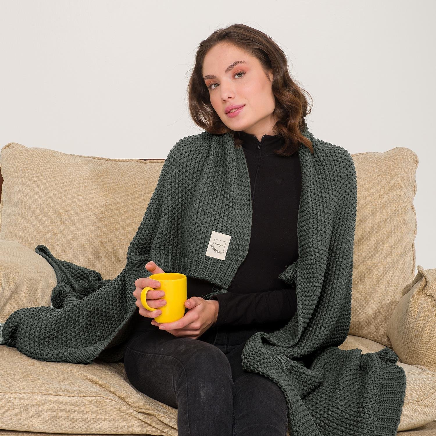 Battaniye - Coco Pirinç Örgü Ponponlu Triko Tv Battaniyesi Throw Koltuk Şalı - Miespiga