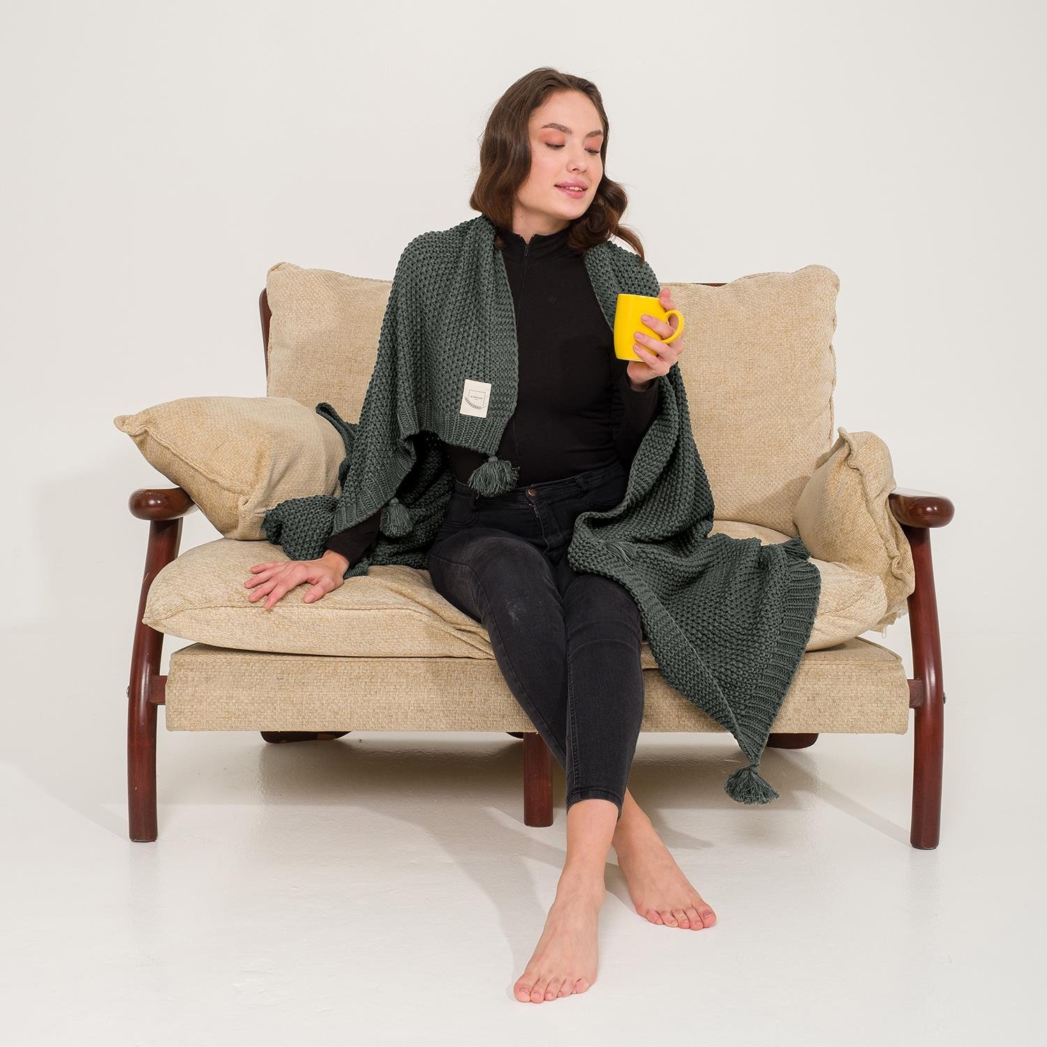 Battaniye - Coco Pirinç Örgü Ponponlu Triko Tv Battaniyesi Throw Koltuk Şalı - Miespiga