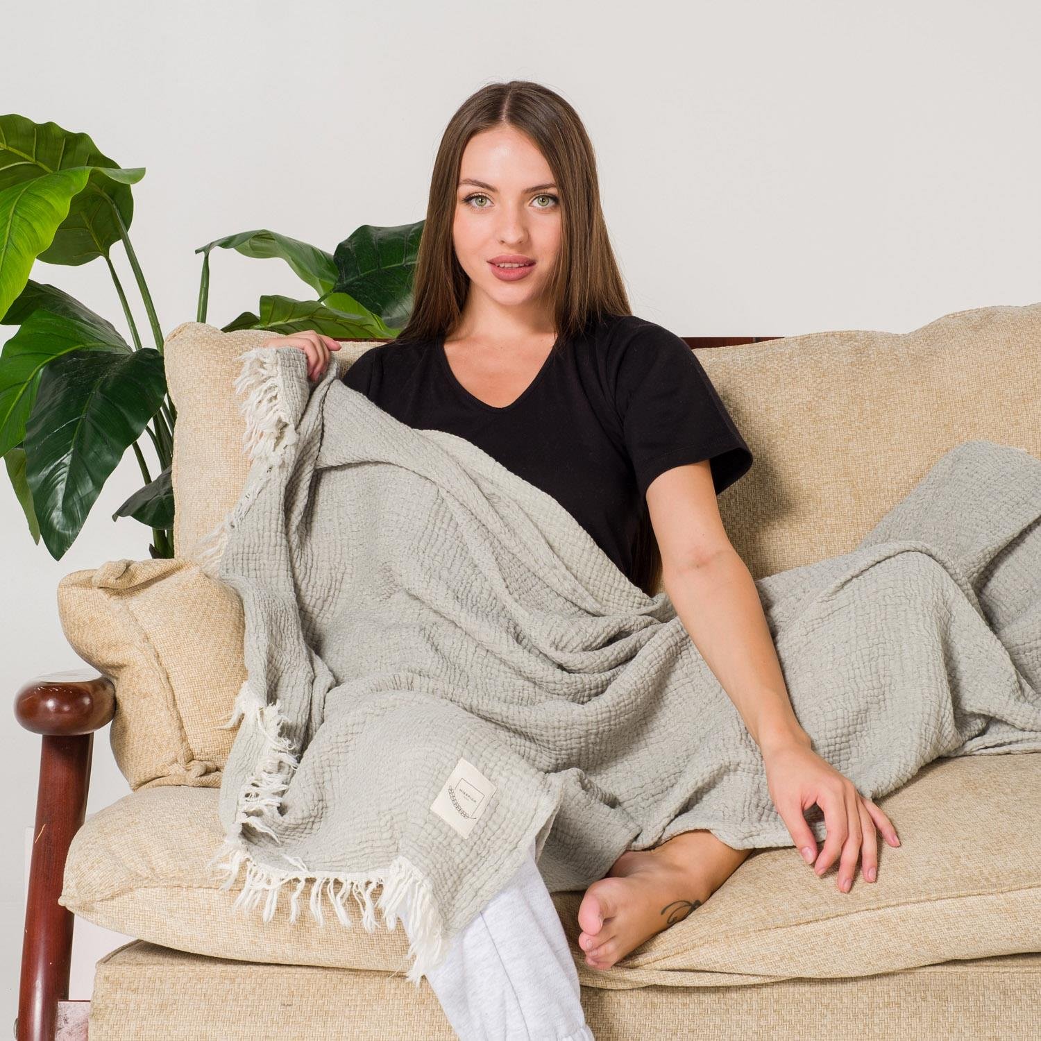 Müslin Örtüler ve Şallar - Gold 3 Kat Müslin Çok Amaçlı Koltuk Şalı Örtü Throw 125x190 - Miespiga