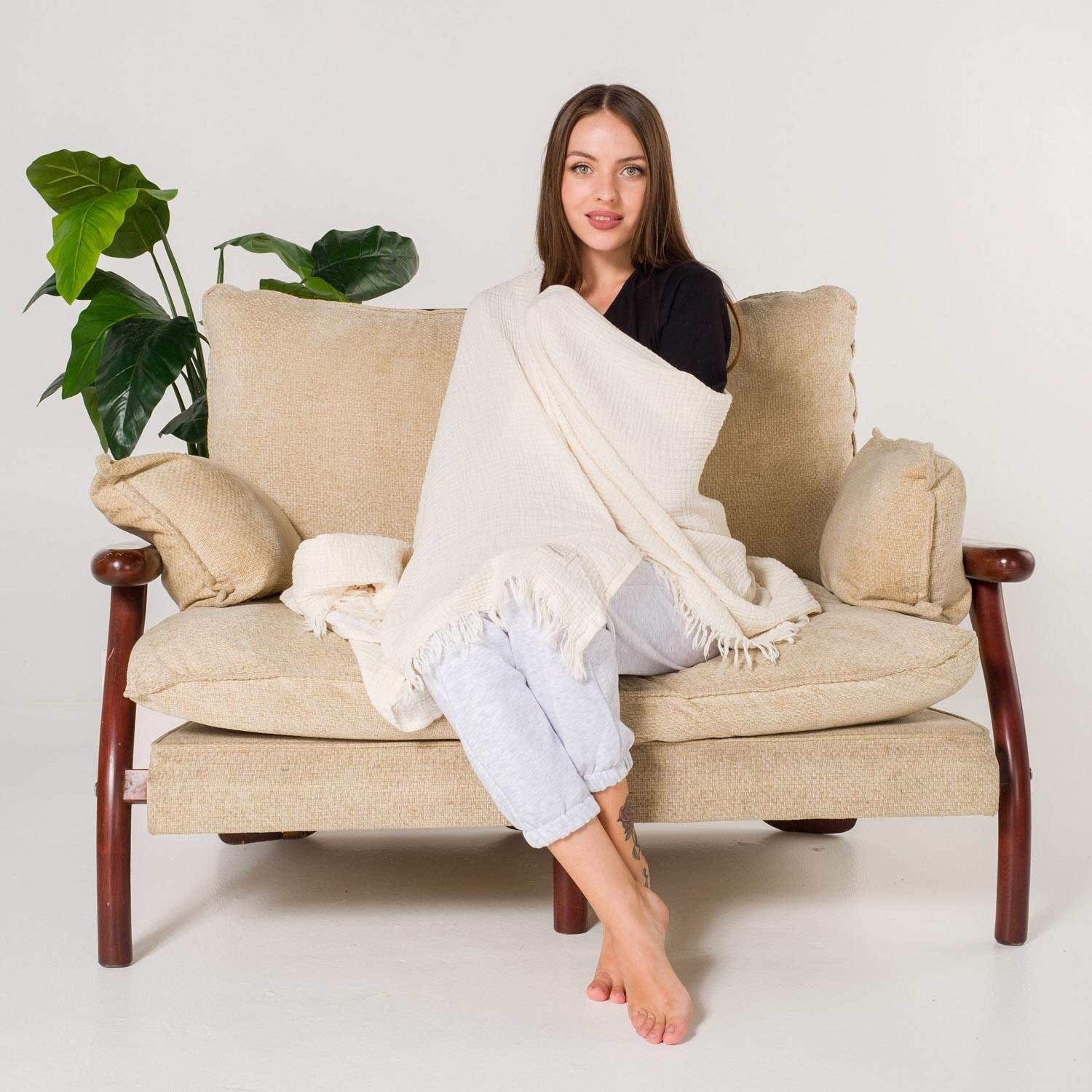 Müslin Örtüler ve Şallar - Gold 3 Kat Müslin Çok Amaçlı Koltuk Şalı Örtü Throw 125x190 - Miespiga