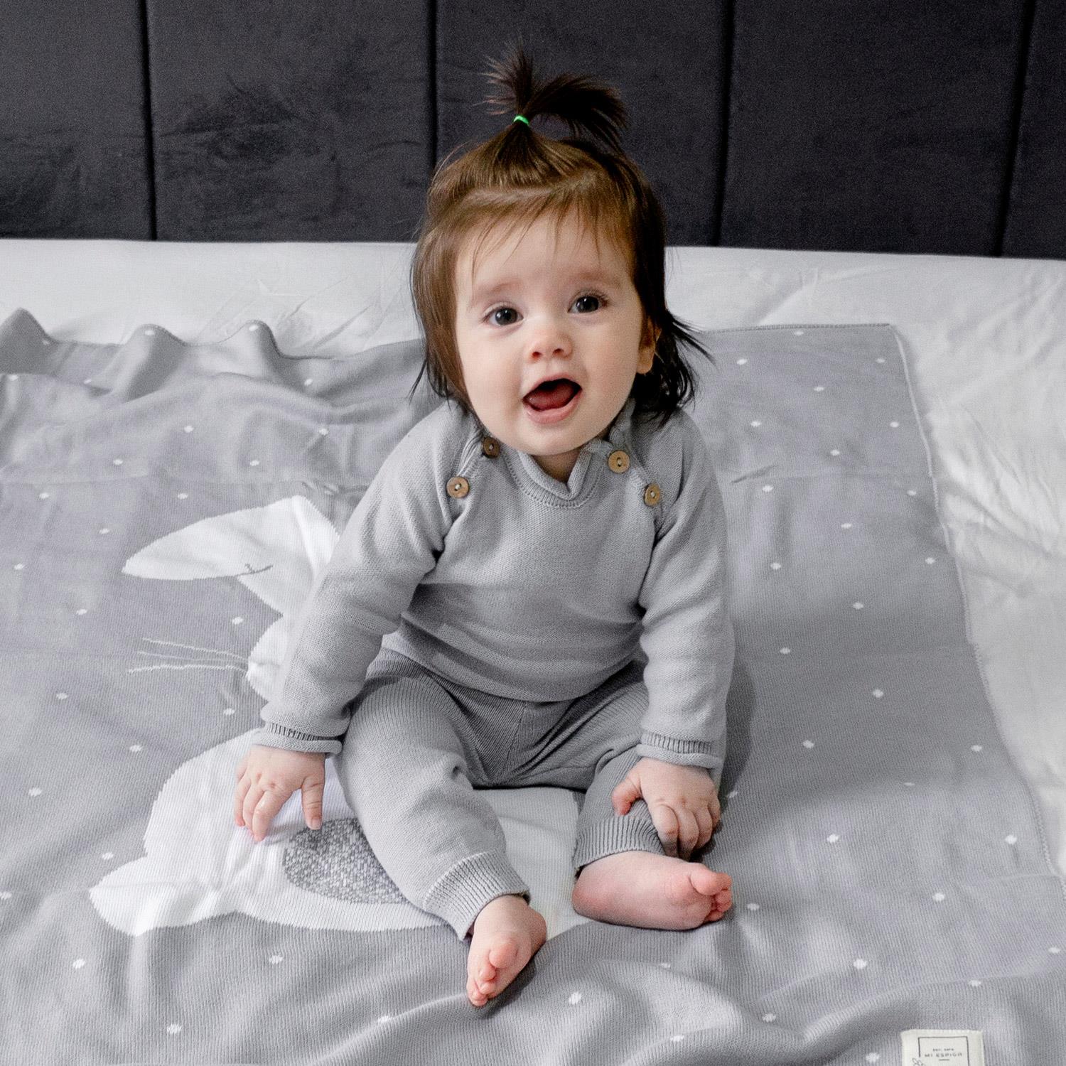 Battaniye - Pamuklu Triko Örgü Tavşan Desenli Bebek Battaniyesi Chinchilla - Miespiga