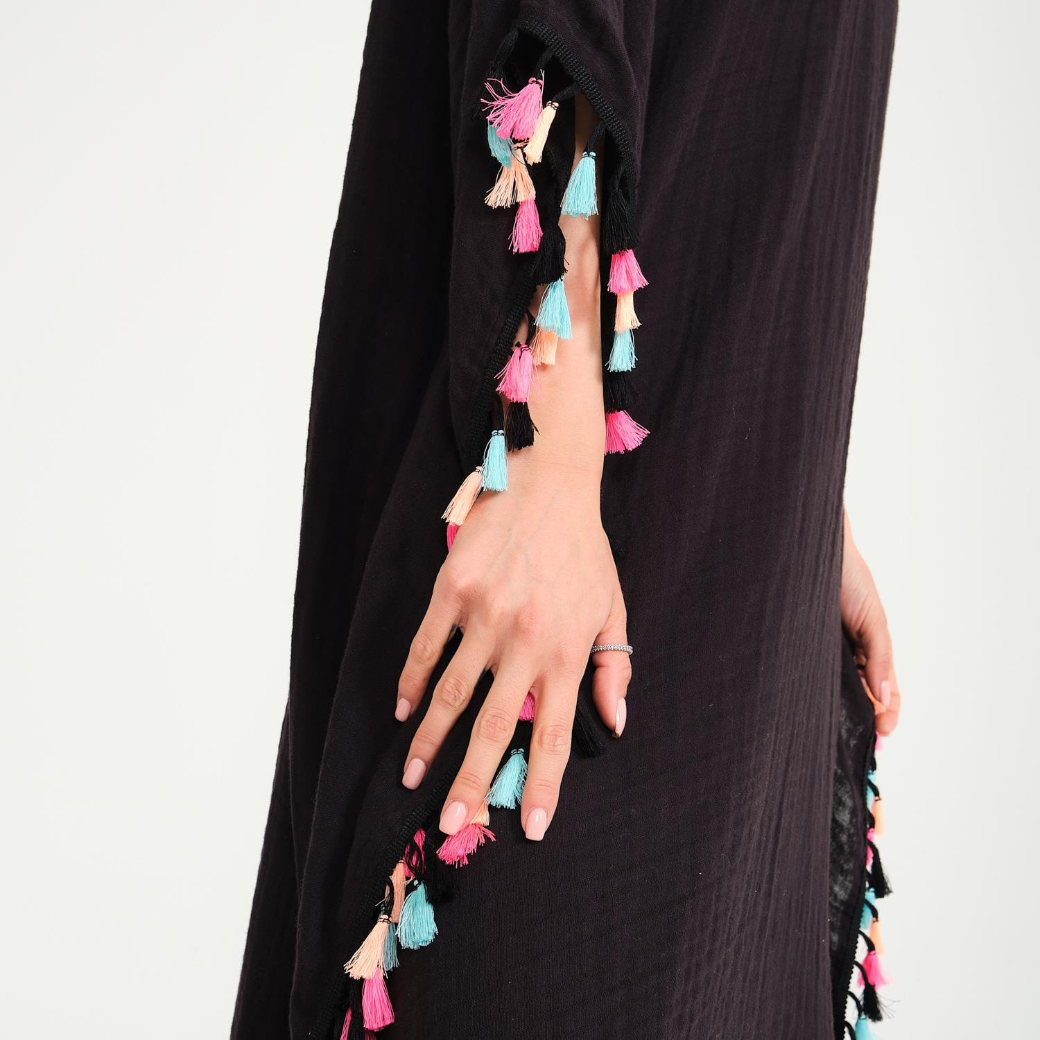 Plaj Elbisesi - Püskül Detaylı V Yaka Uzun Plaj Elbisesi - Miespiga