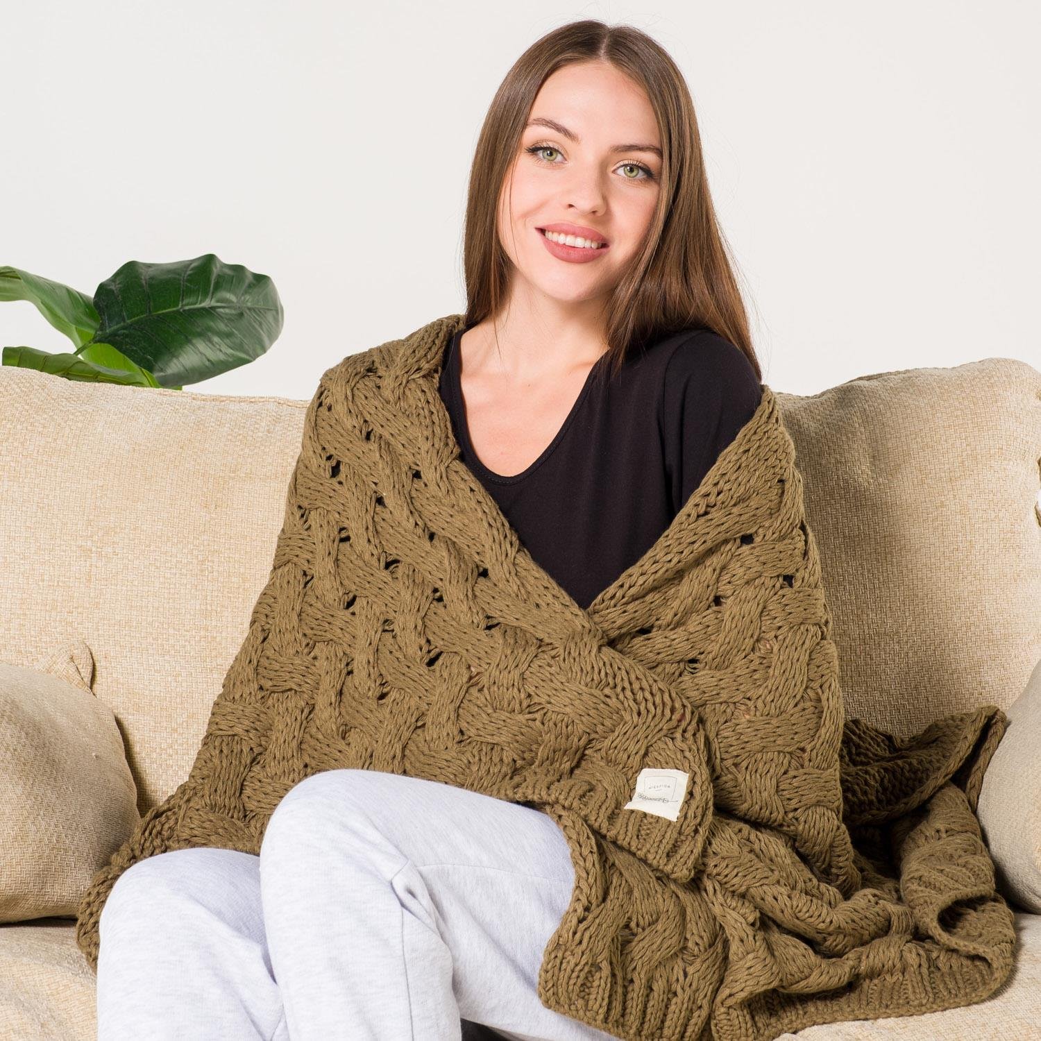 Battaniye - Serenita Saç Örgü Triko Tv Battaniyesi Throw Koltuk Şalı - Miespiga