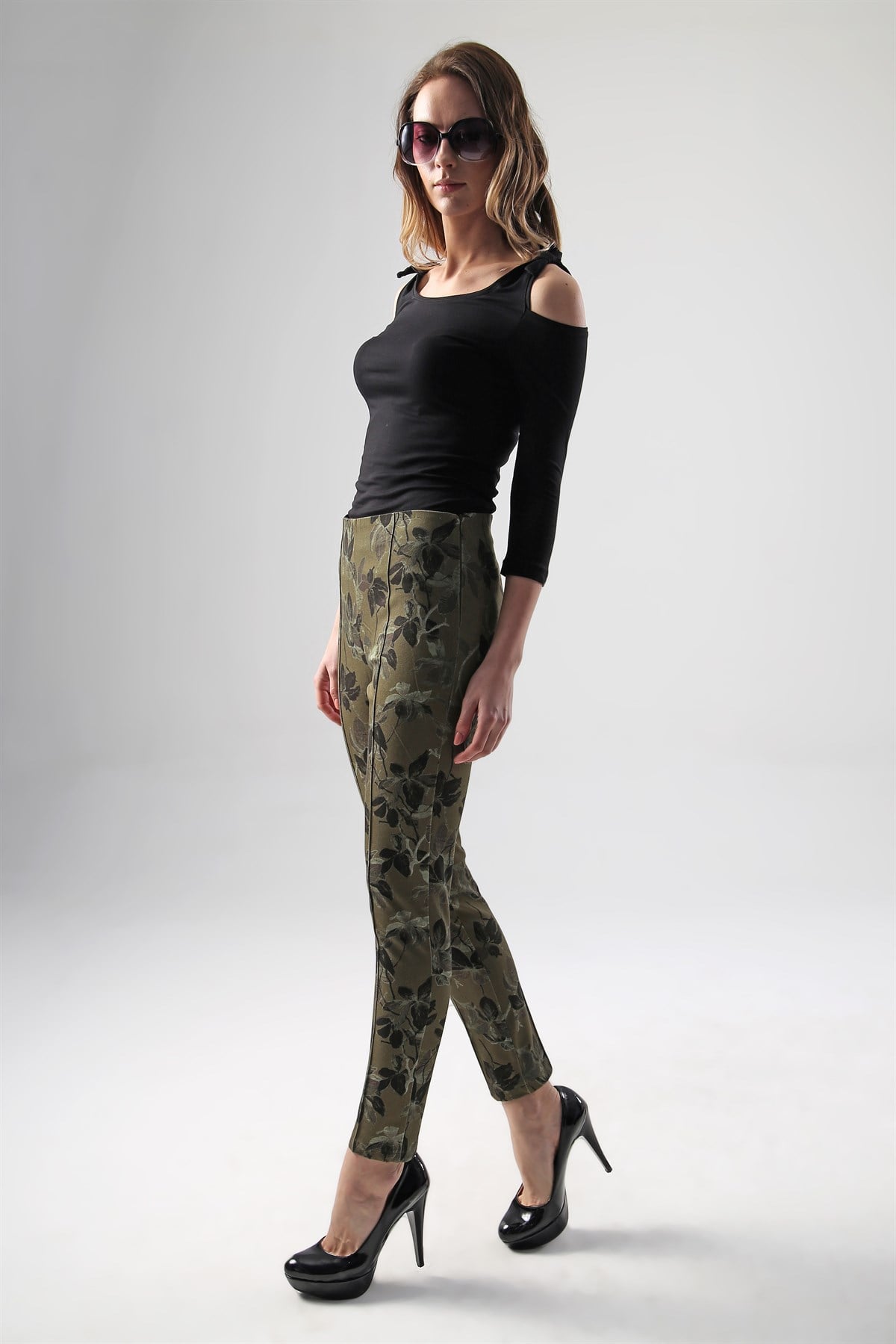 2470 HAKİ ÇİÇEK PANTOLON