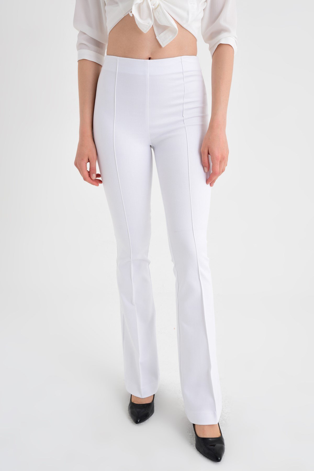 40005 BEYAZ PANTALON