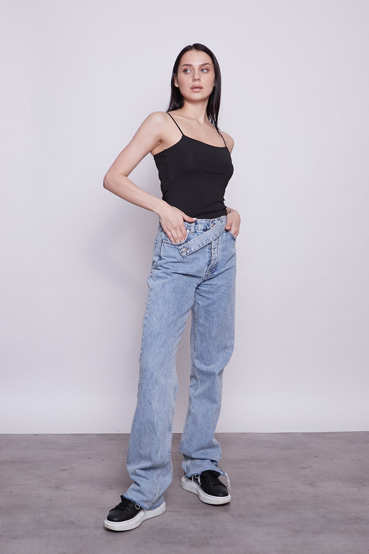 JUMENTKadın İp Askılı Tulumlu Crop Body -Siyah