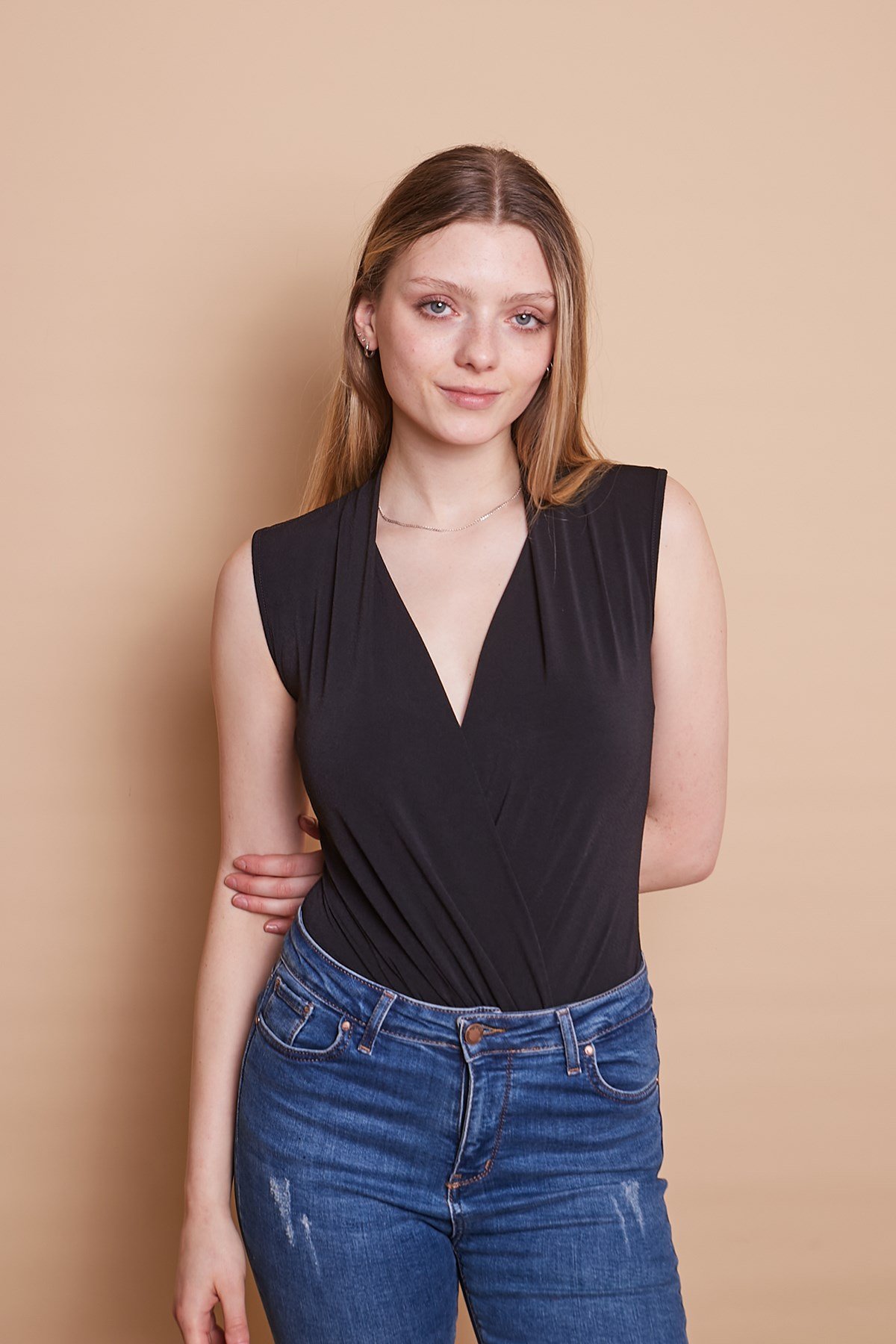 JUMENTkadın krep kumaş anvelop kruvaze kolu büzgülü kısa kol zıbınlı likralı bodysuit bluz