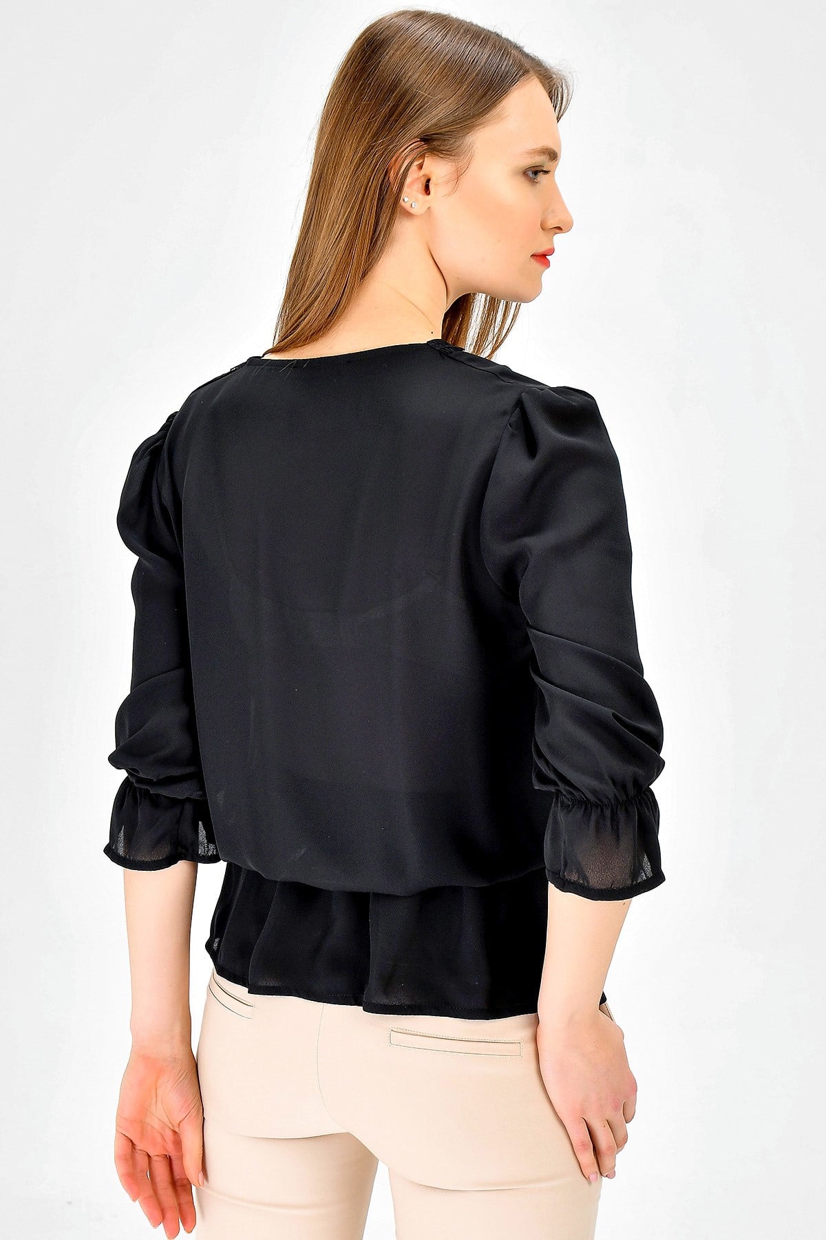JUMENTKadın V Yaka Dantel Detaylı Capri Kol Tunik Bluz -Siyah