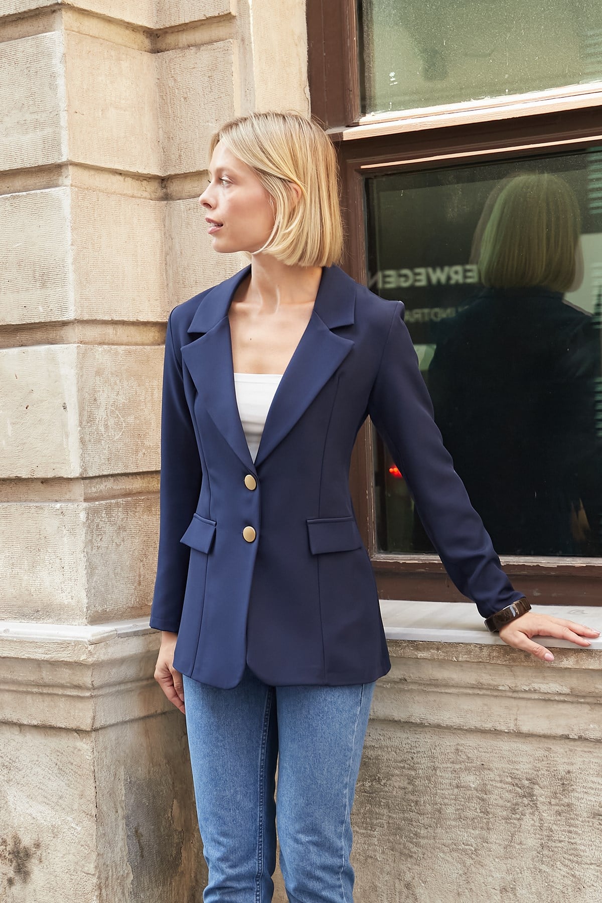 JUMENTKadın Yakalı Cep Kapaklı Çift Düğmeli Blazer Esnek Premium Kumaş Ceket-Lacivert