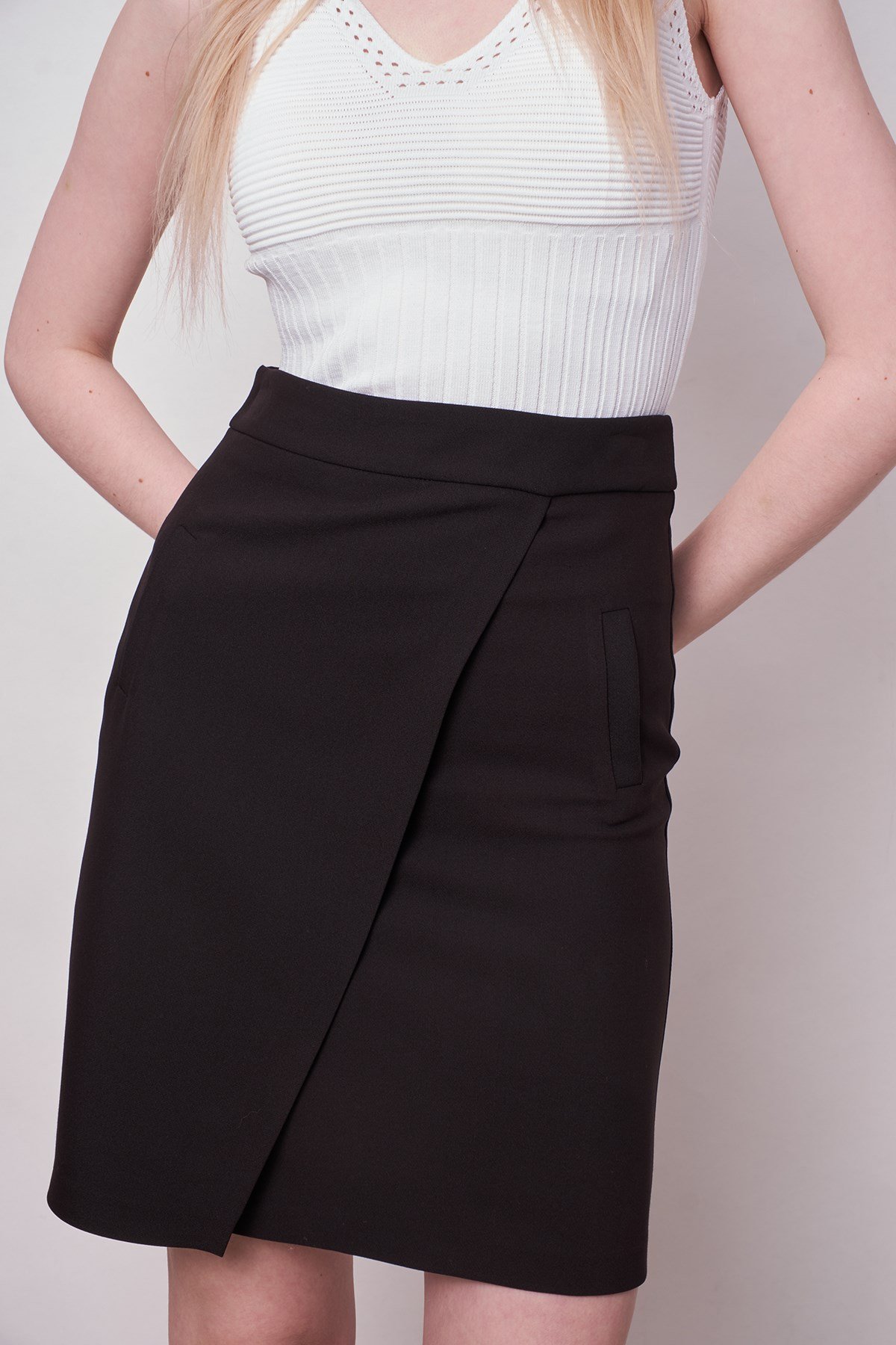 JUMENTYüksek Bel Anvelop Kruvaze Hafif Likralı Kumaş Kalem Ofis Etek-Siyah 