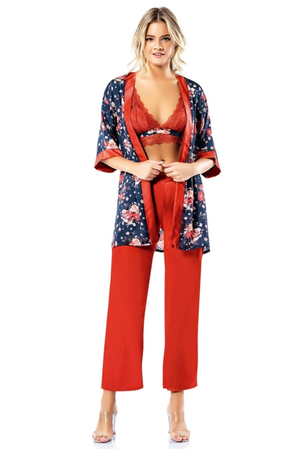 Aria's Closet Desenli Büstiyerli Kiremit Üçlü Saten Sabahlık Gecelik Pijama Takımı