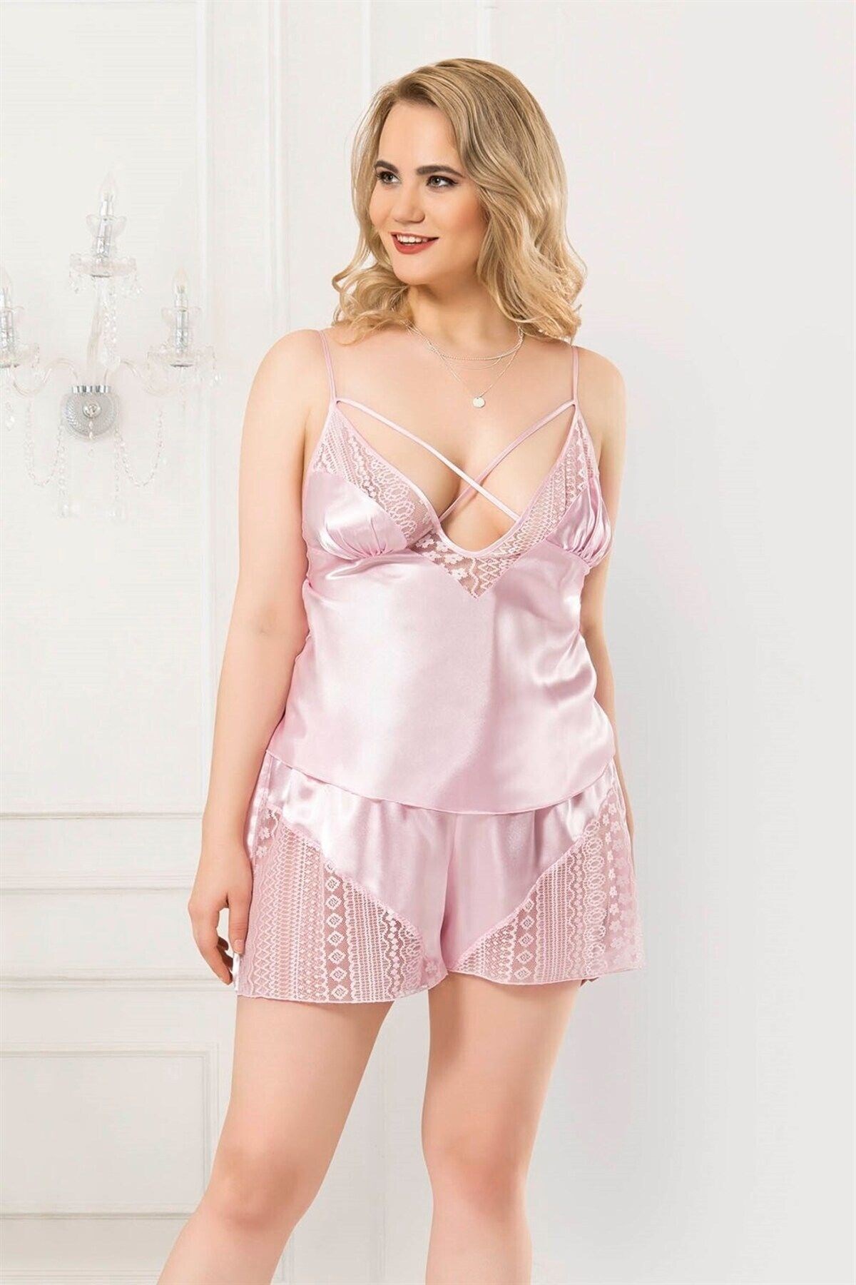 Büyük Beden Pembe Saten Babydoll Şort Takımı