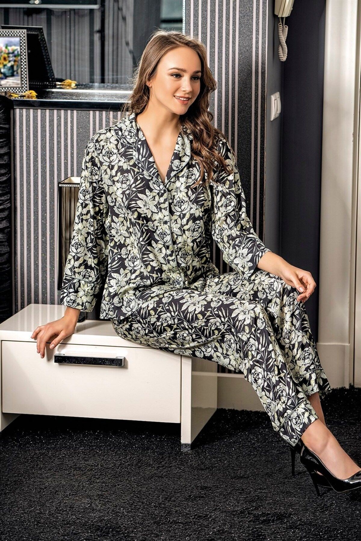 Desenli Ikili Saten Gecelik Pijama Takımı